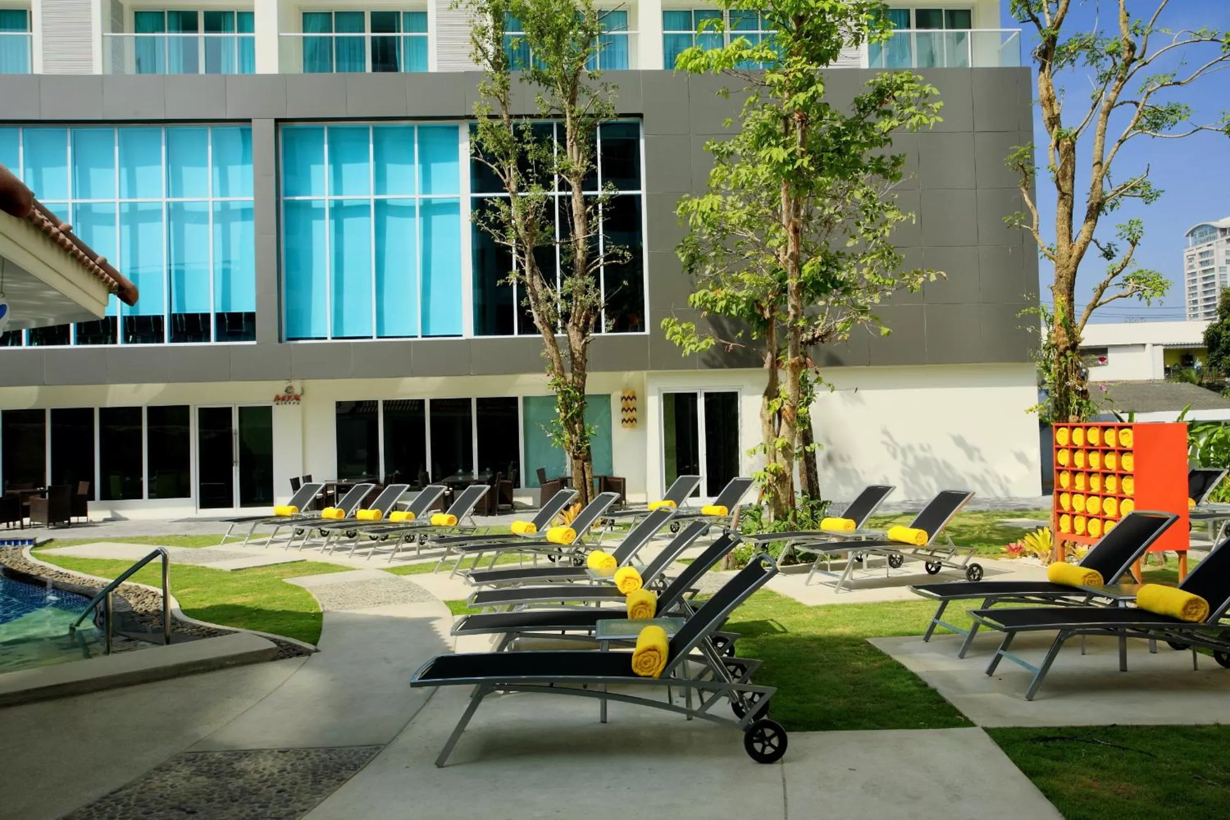 Swimming pool in Centara Pattaya Hotel