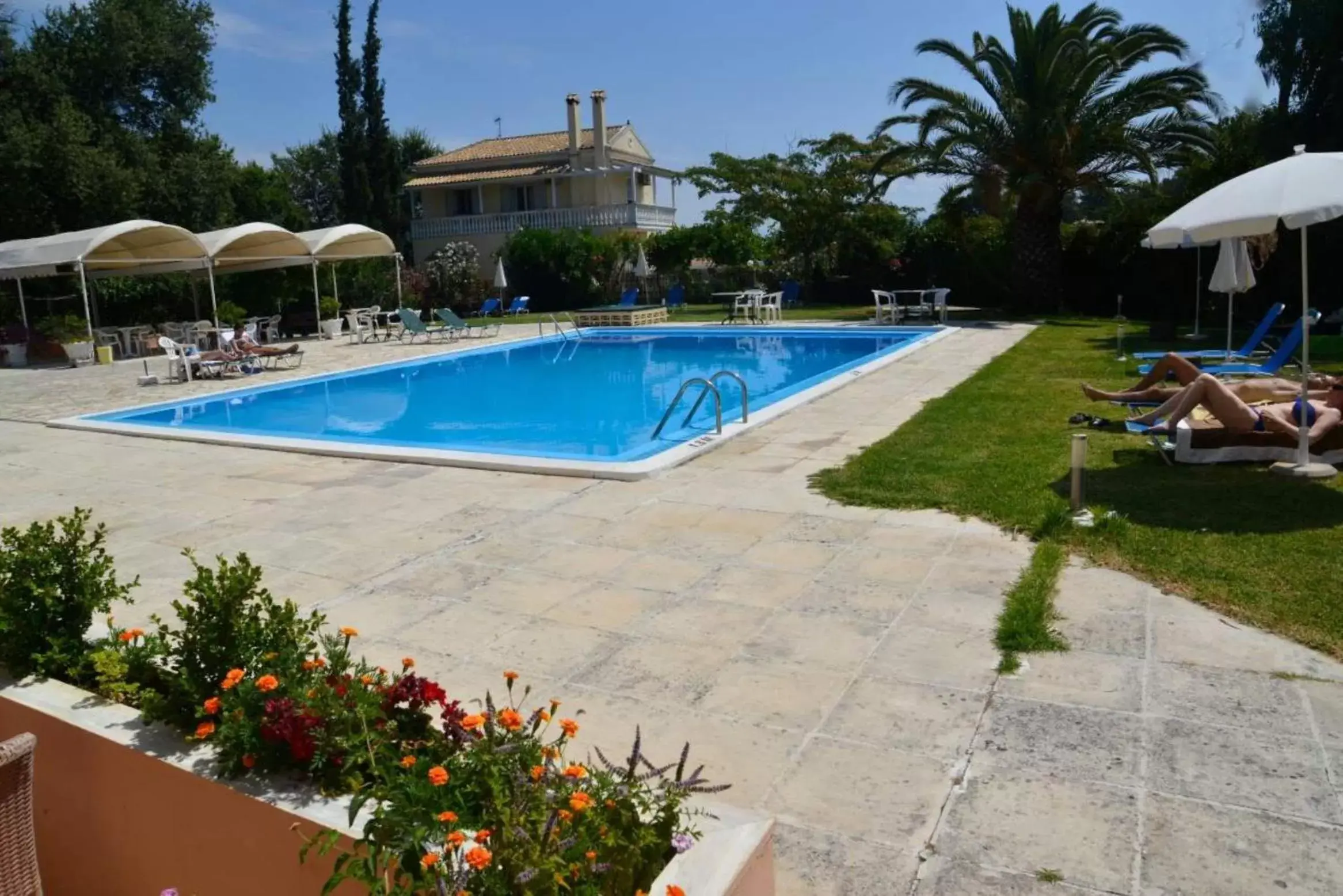 Swimming Pool in Primavera Hotel