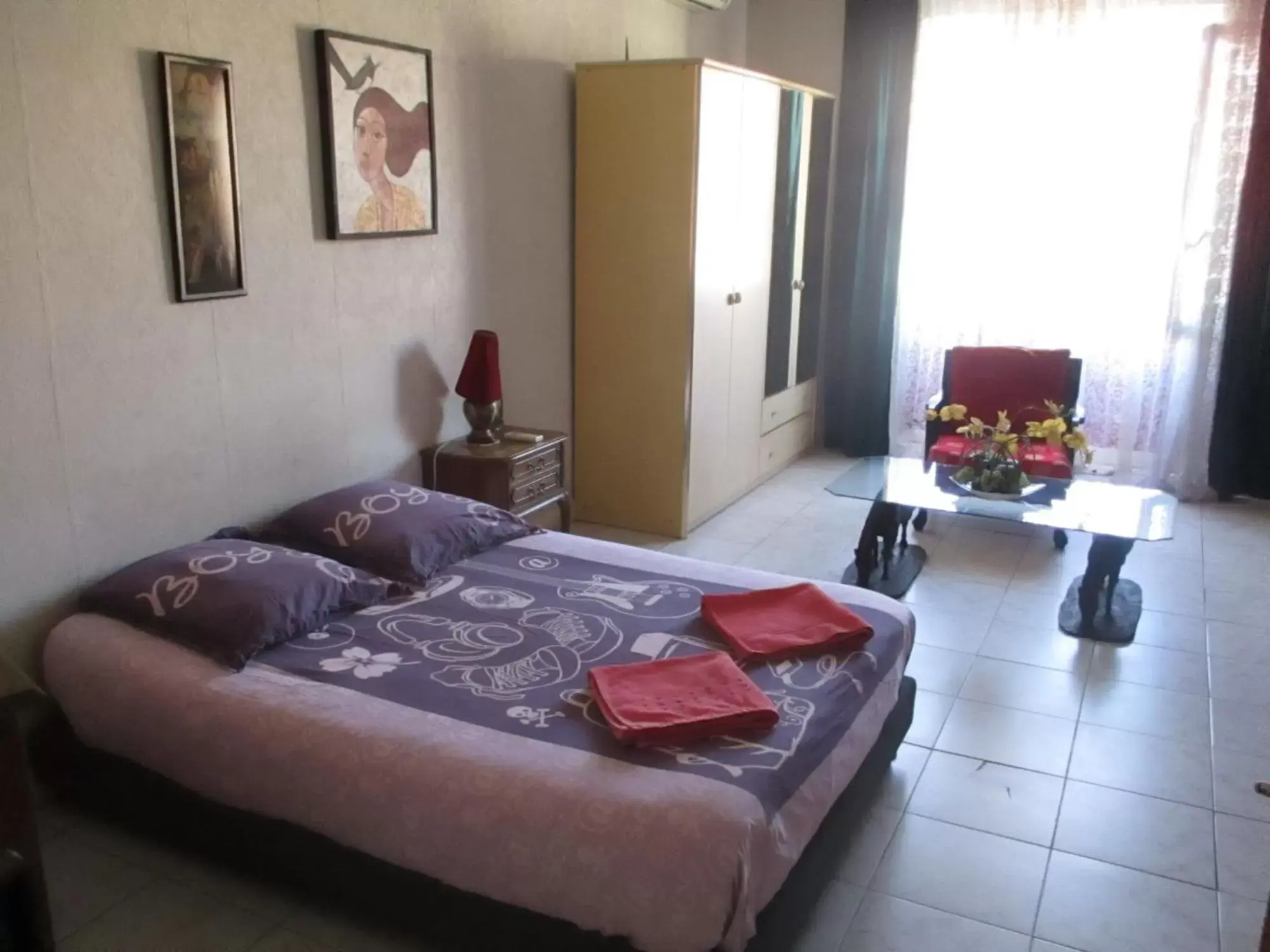 Bedroom in Chez Brigitte Guesthouse