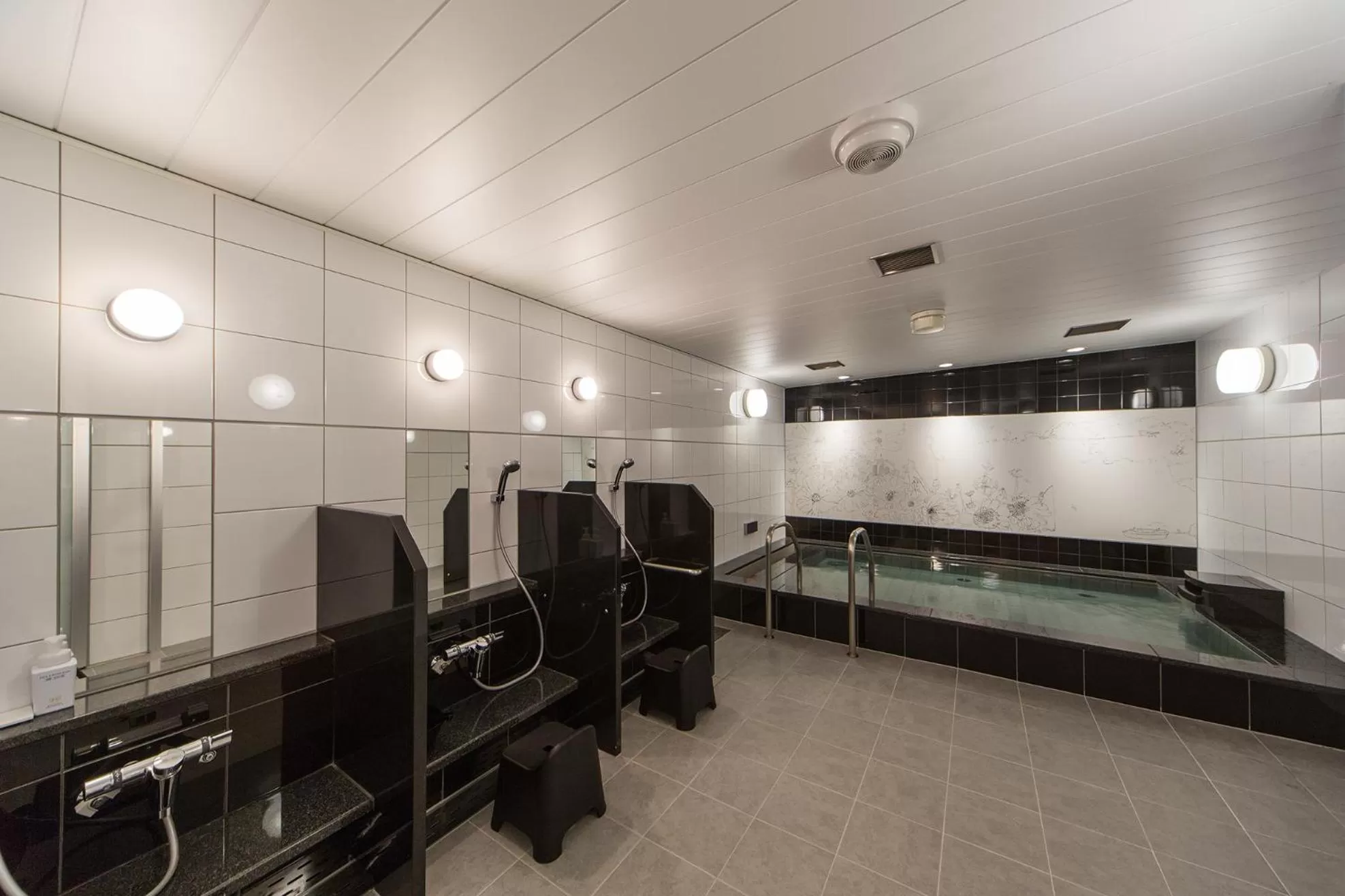 Public Bath in The Royal Park Canvas Nagoya