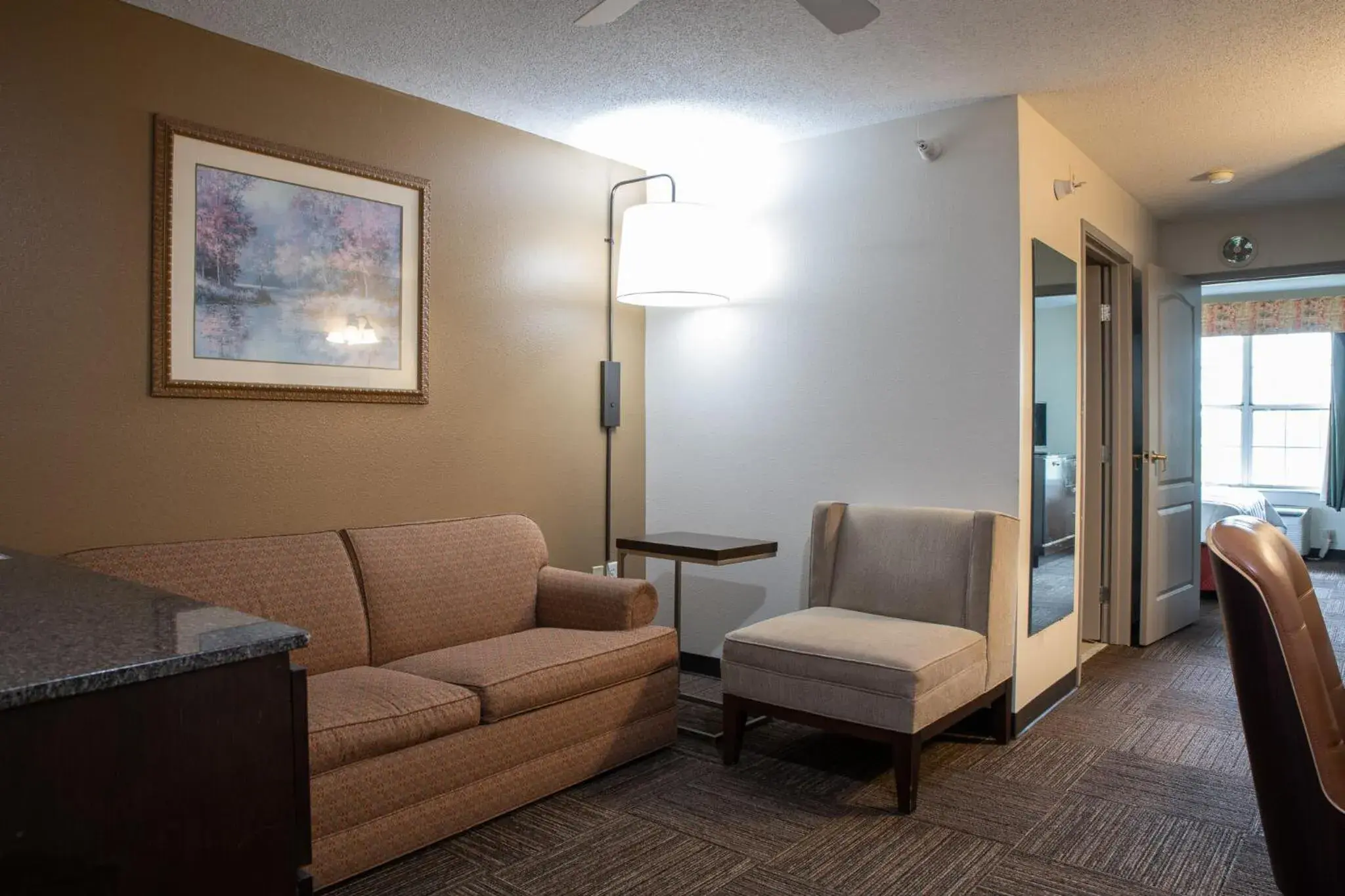 Seating Area in BlissPoint Inn & Suites Marion