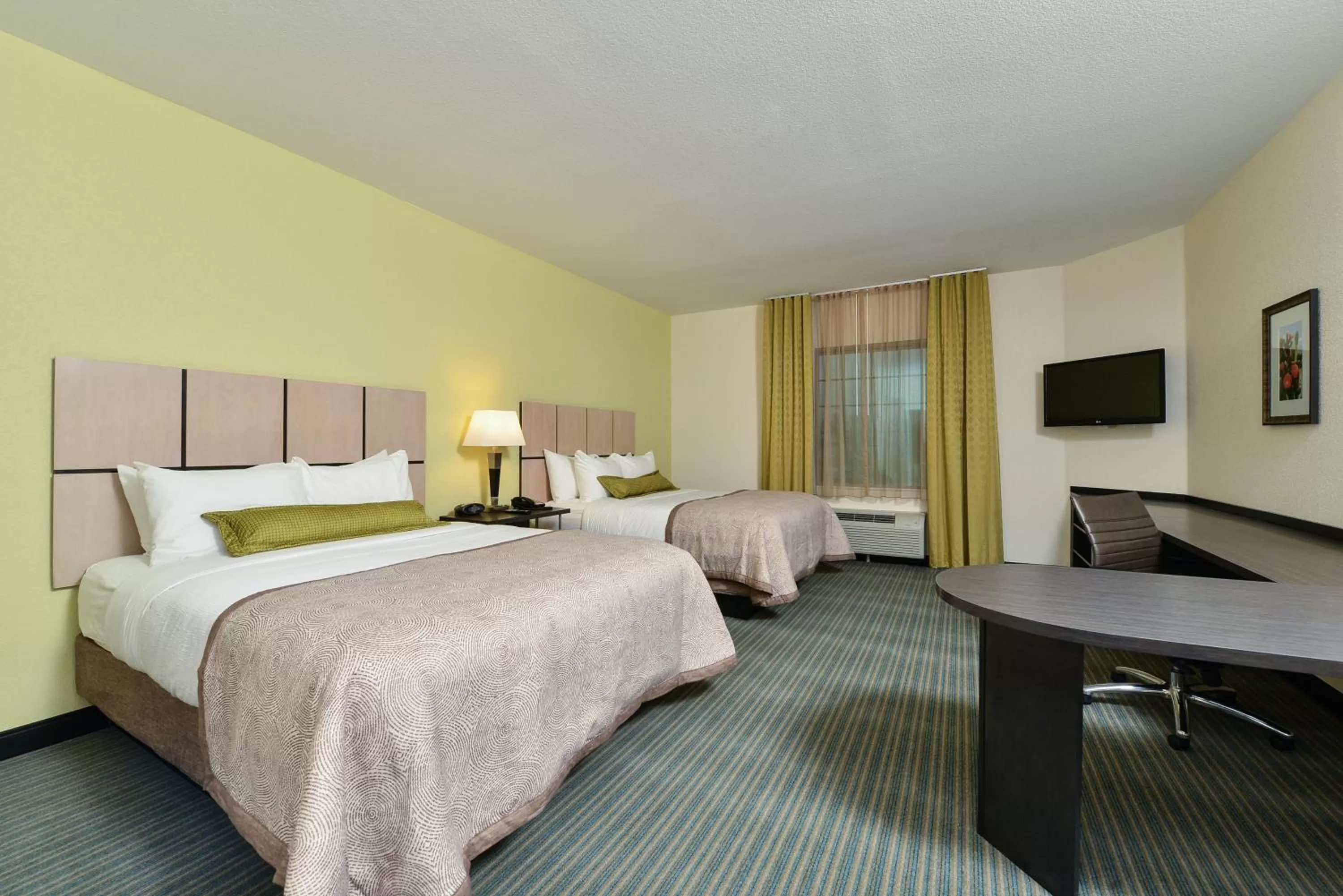 Photo of the whole room, Bed in Candlewood Suites Monahans by IHG
