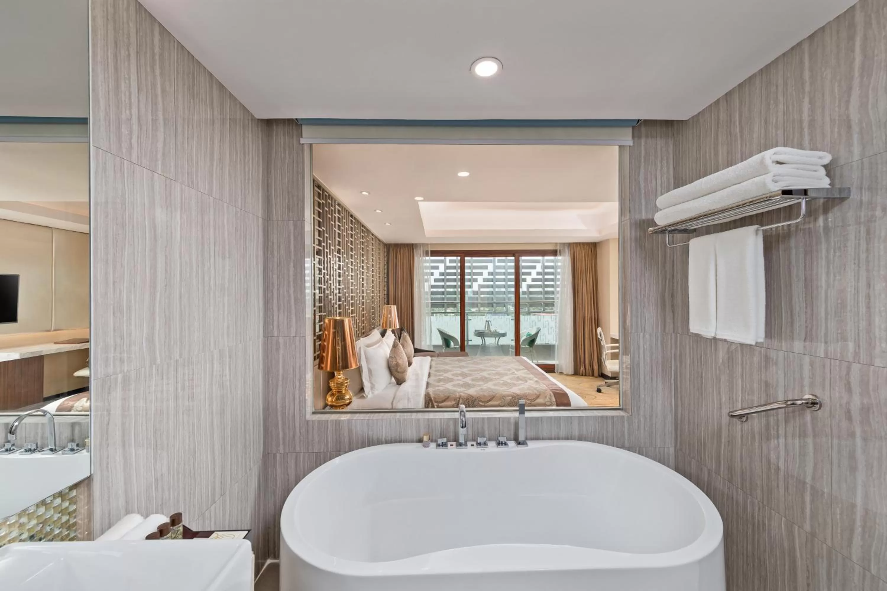 Bathroom in Best Western Chinatown Hotel