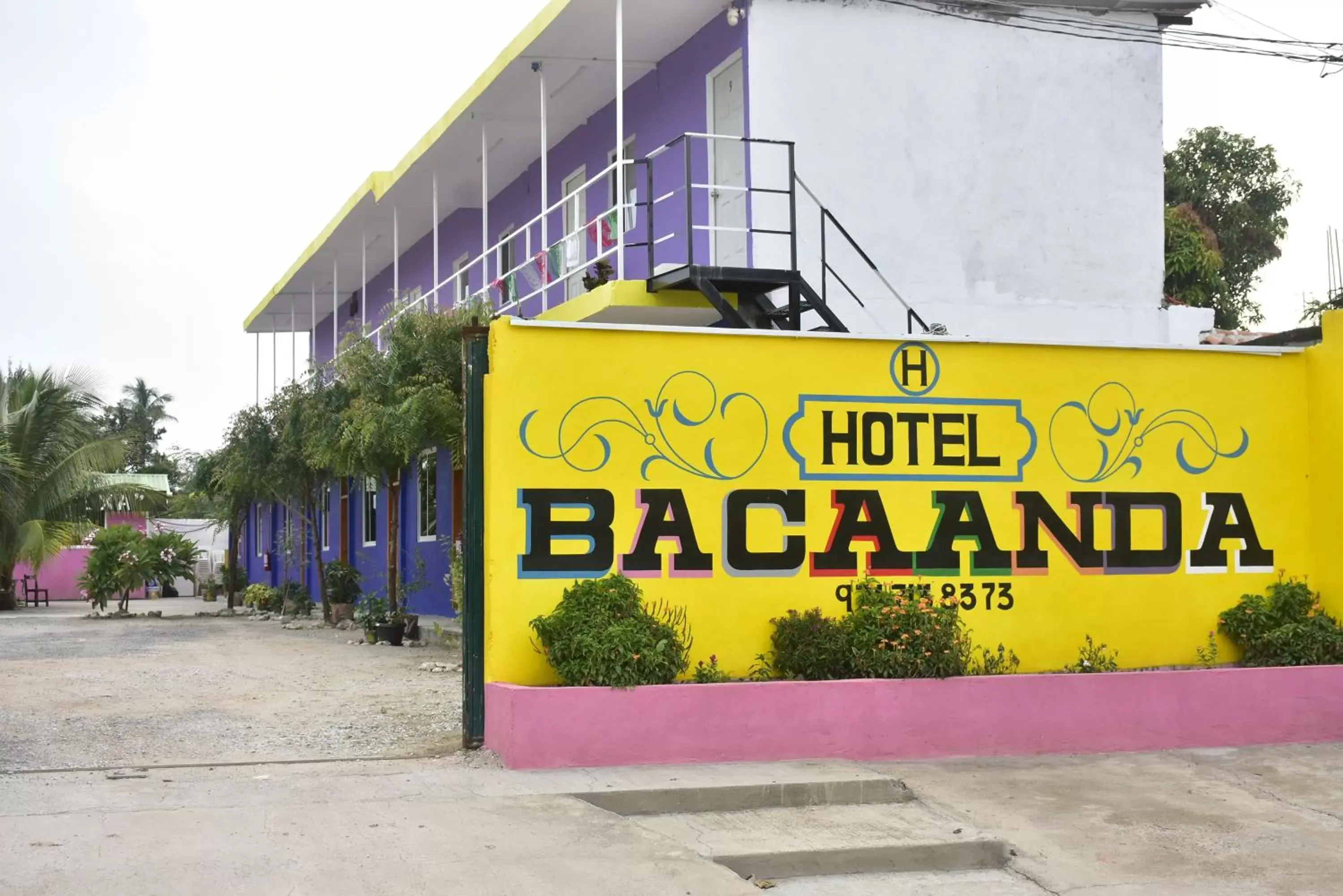 Property building, Property Logo/Sign in Hotel Bacaanda