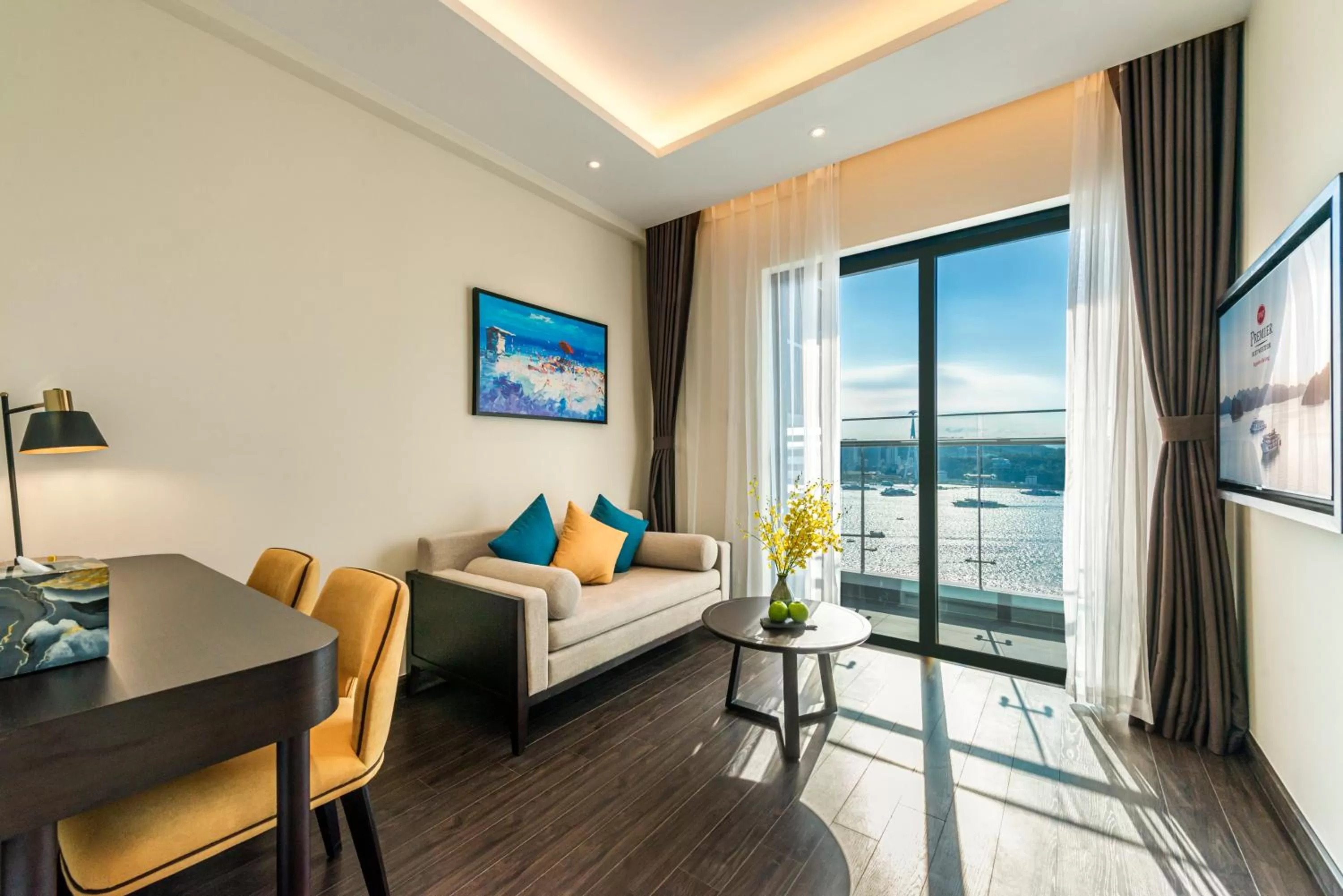 Living room in Best Western Premier Sapphire Ha Long