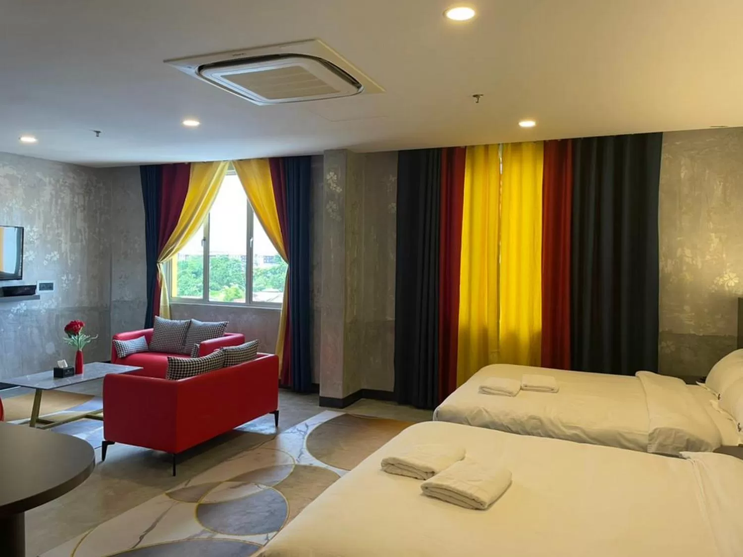 Bed in Sri Indar Hotel & Suites