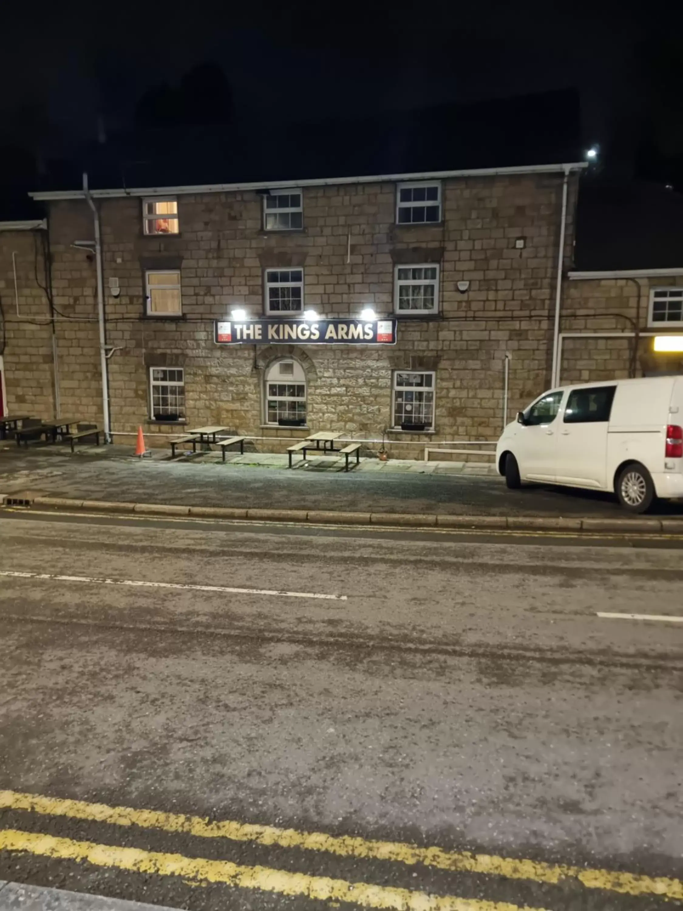 Property Building in Kings Arms Hotel Ebbw Vale