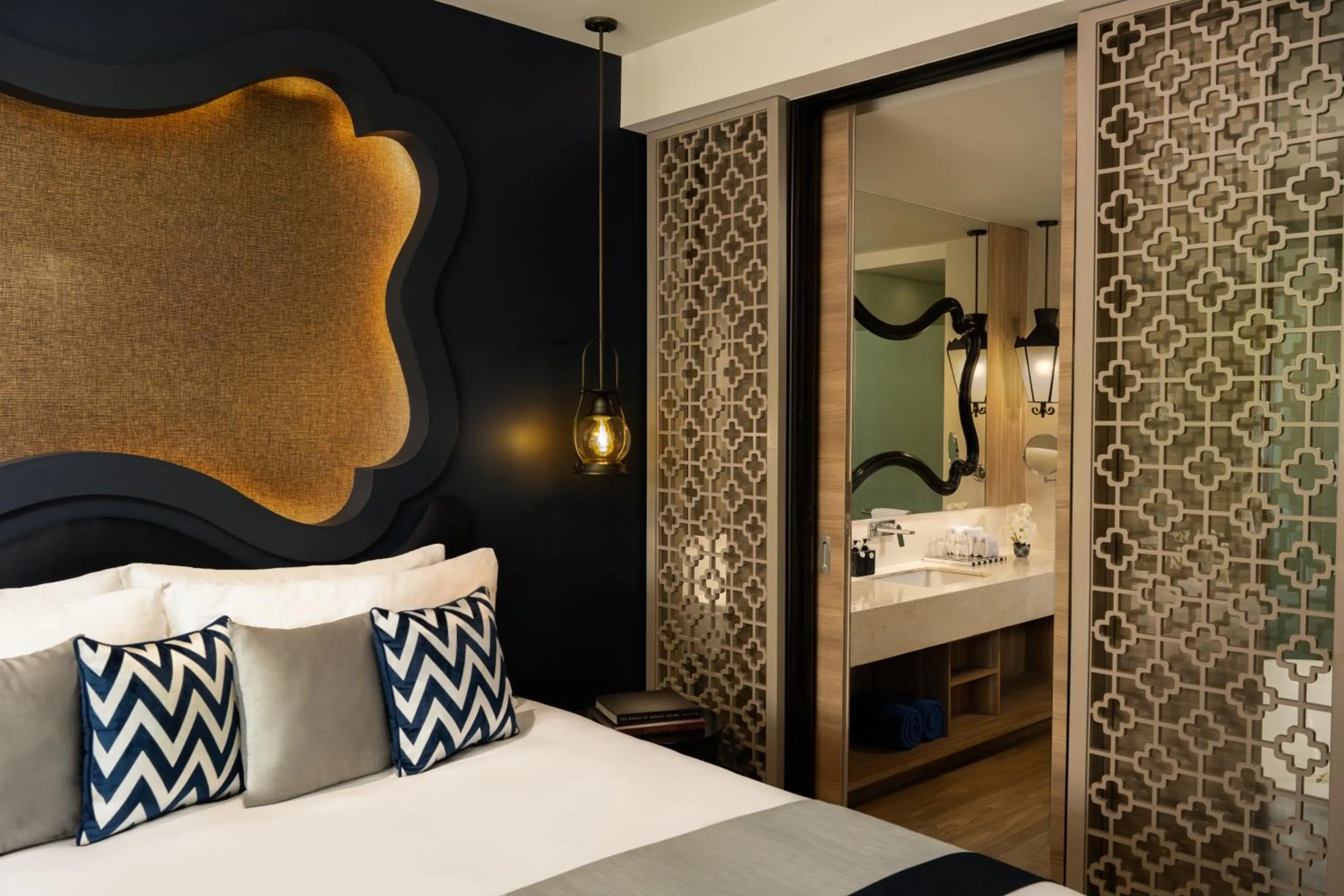 Bed in Avista Grande Phuket Karon - MGallery