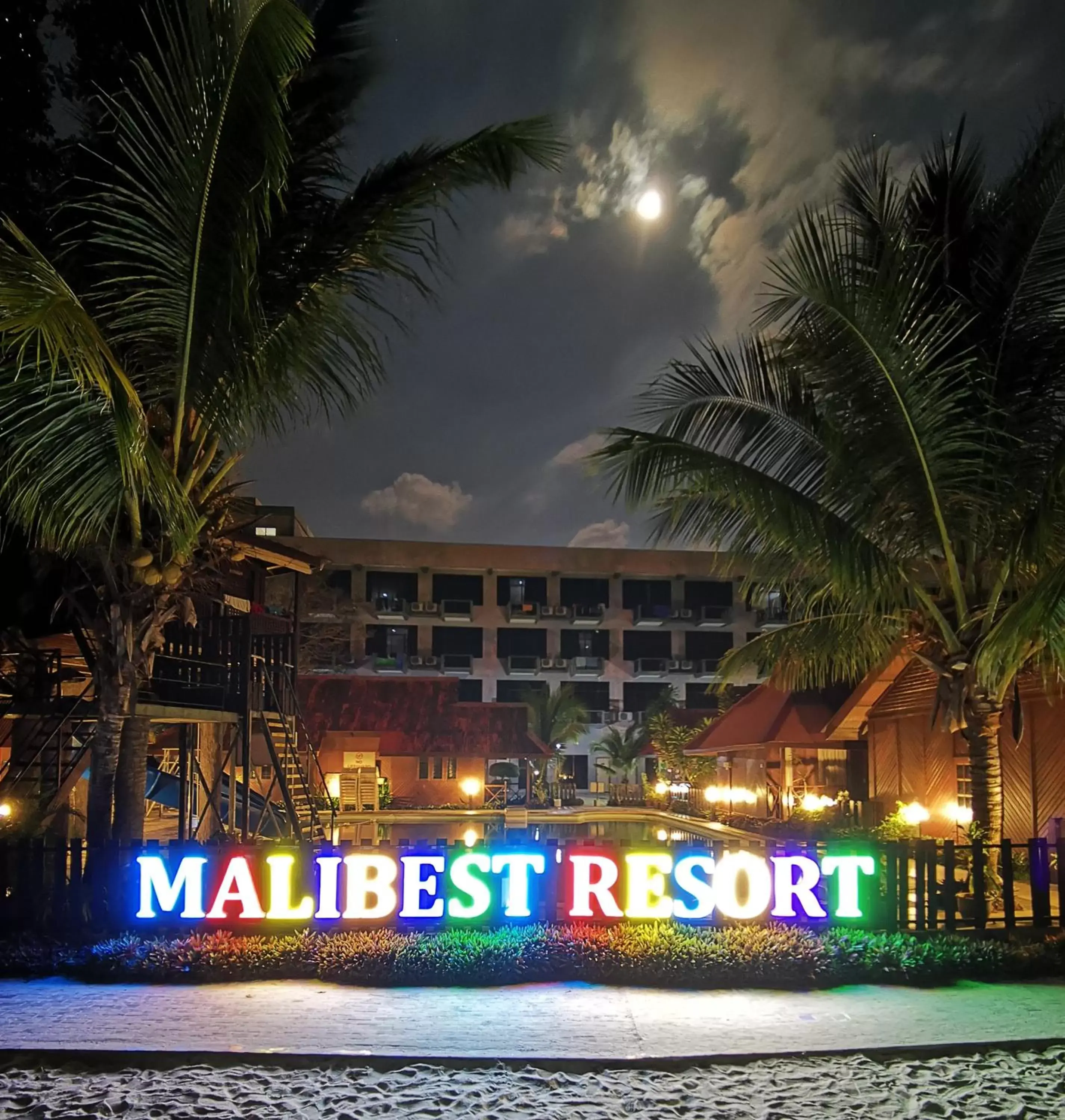 Area and facilities, Property Building in Malibest Resort