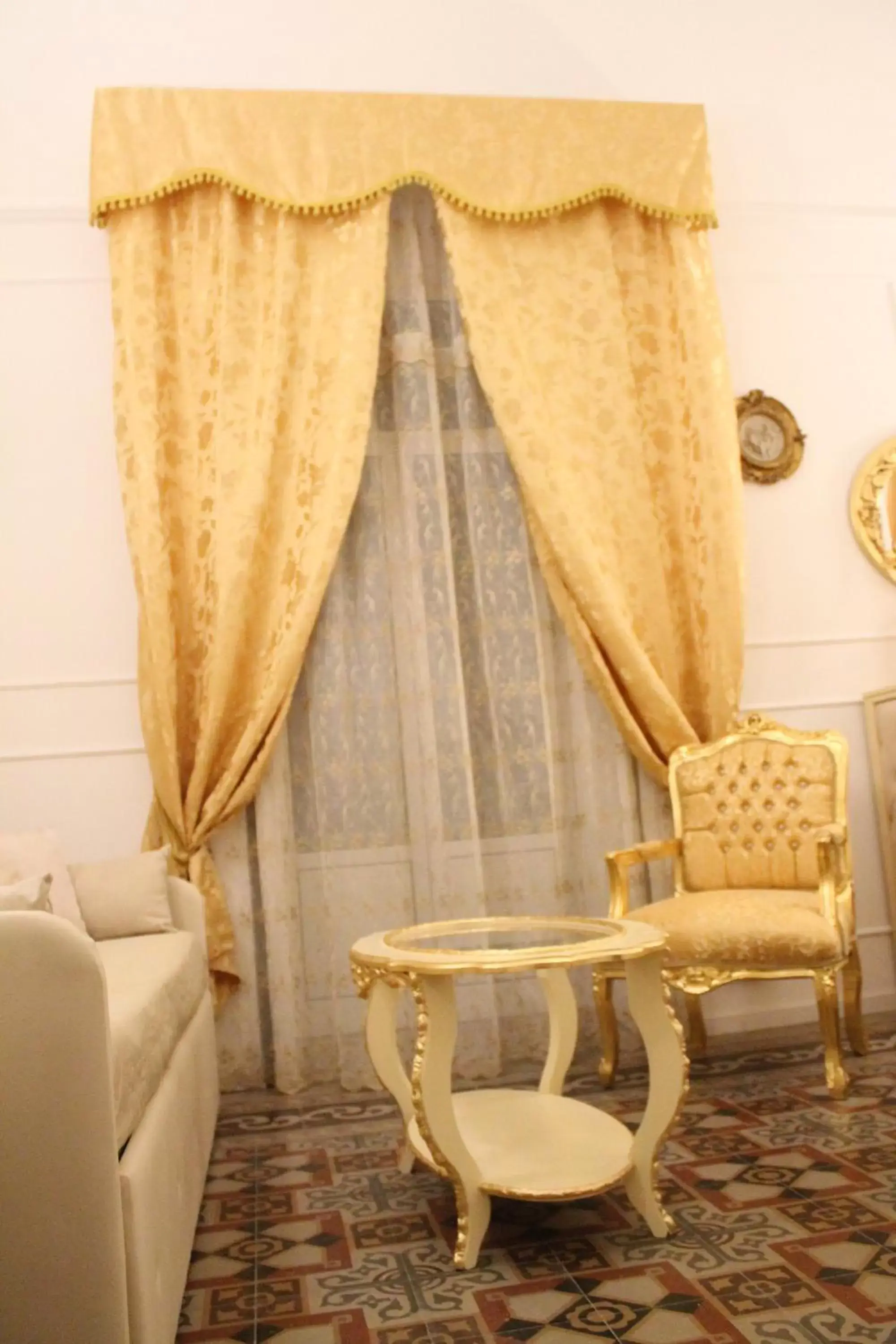 Living room, Seating Area in DONNA LUCREZIA b&b Boutique Hotel Style