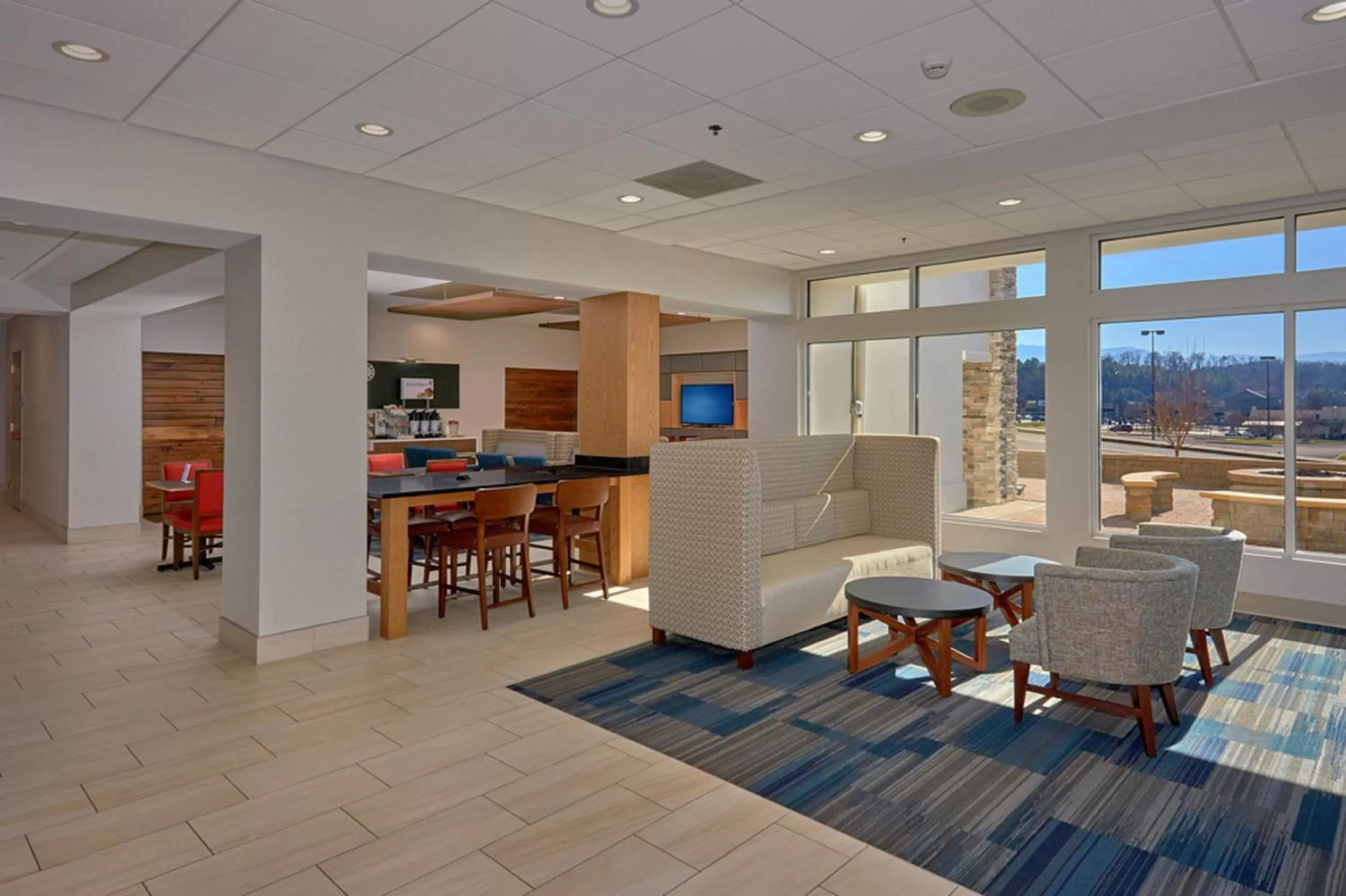 Breakfast in Holiday Inn Express Pigeon Forge – Sevierville by IHG