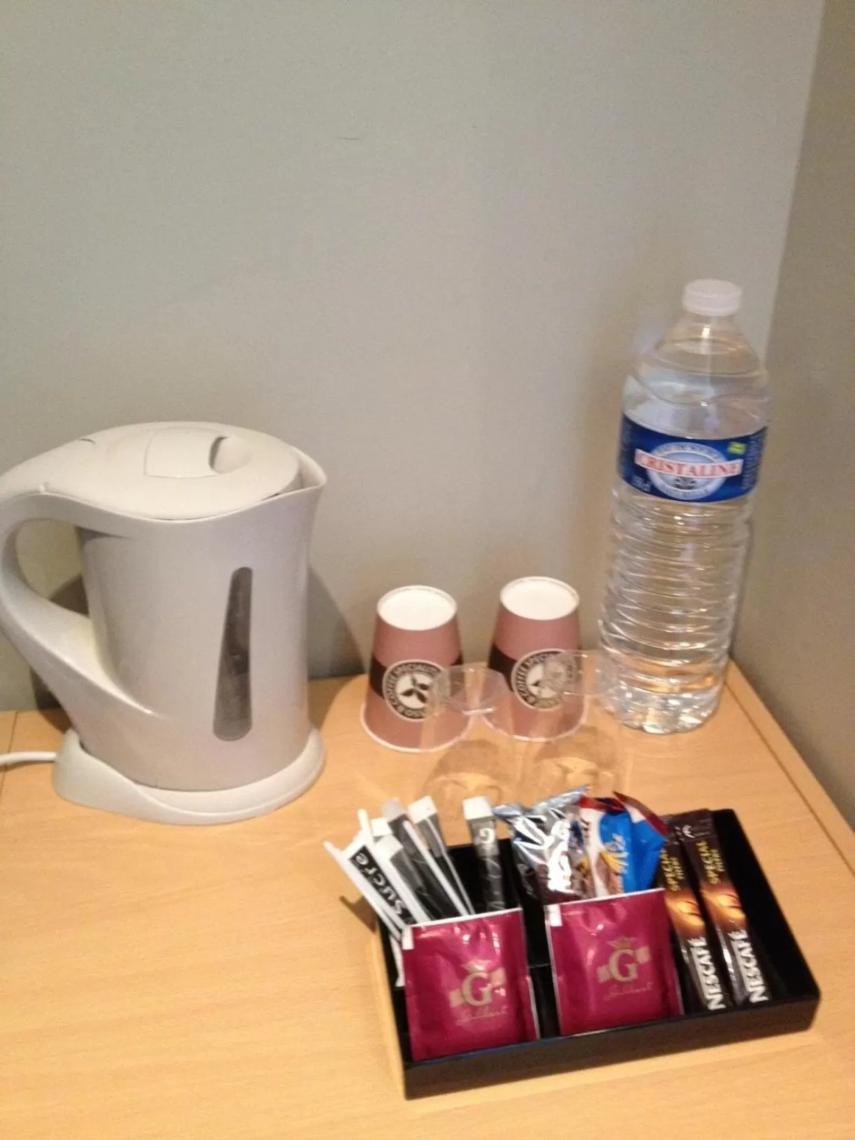 Coffee/tea facilities in Château de Valloubière