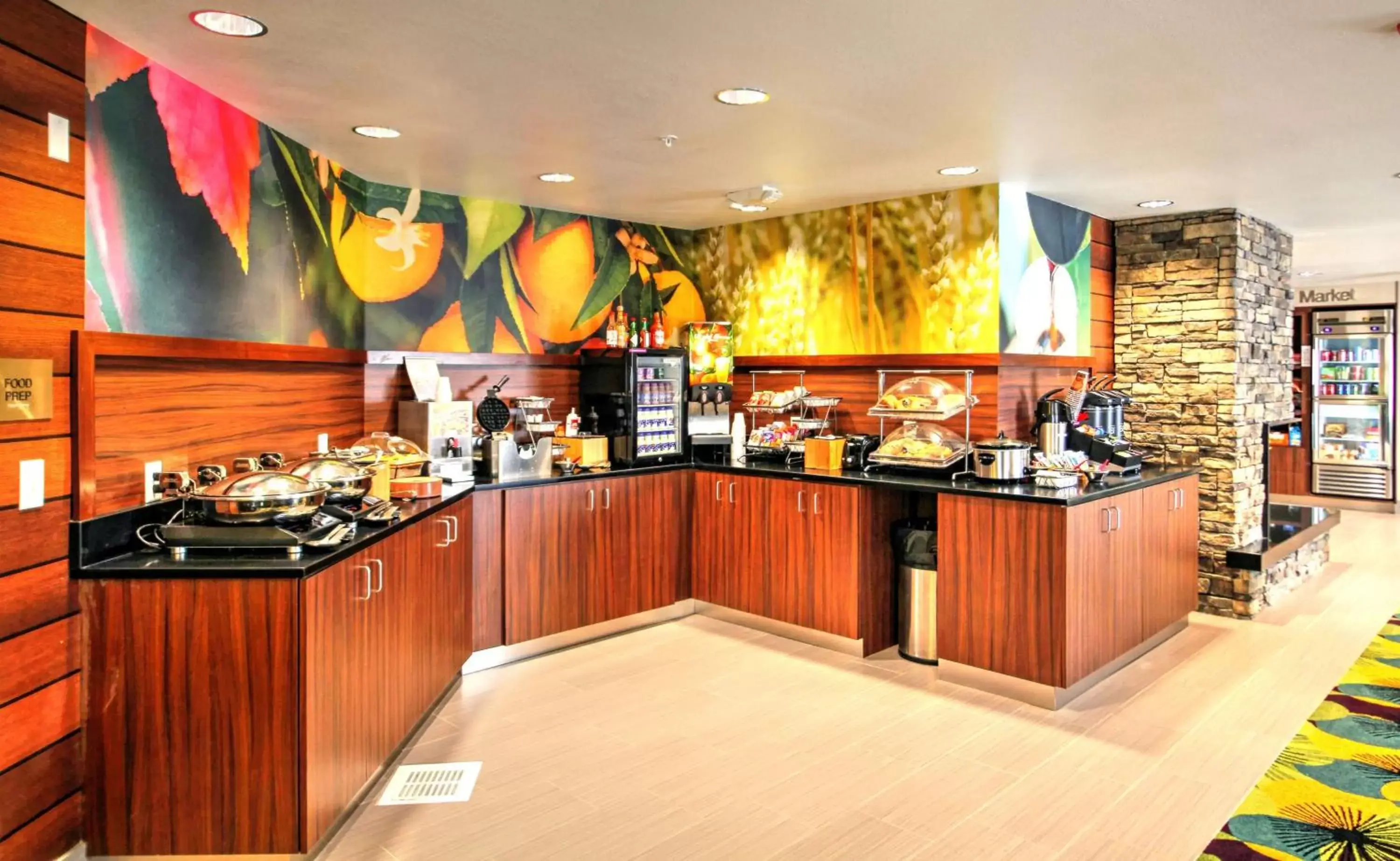 Restaurant/Places to Eat in Fairfield Inn Boise Airport