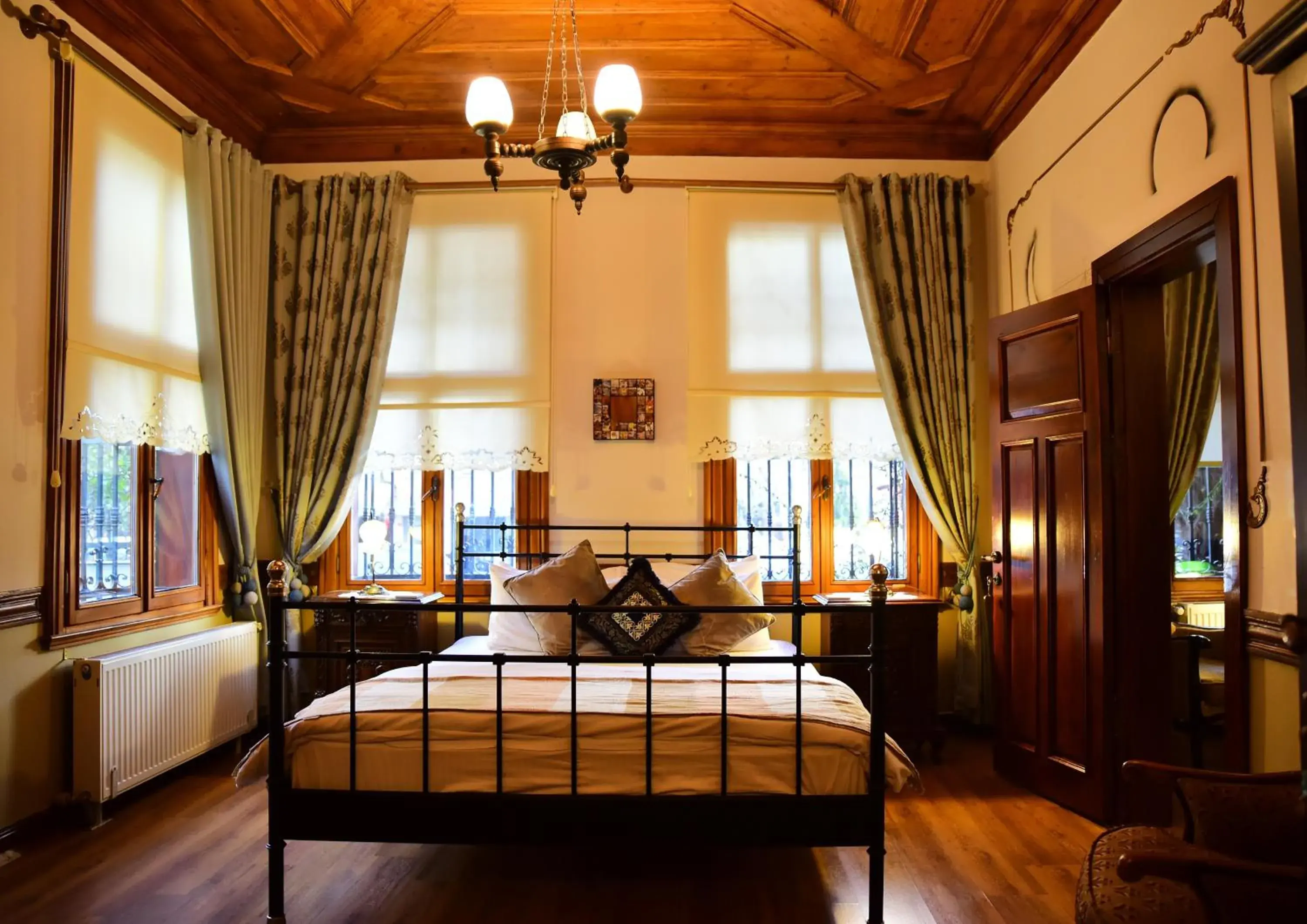 Bedroom in Ottoman Suites By Sera House