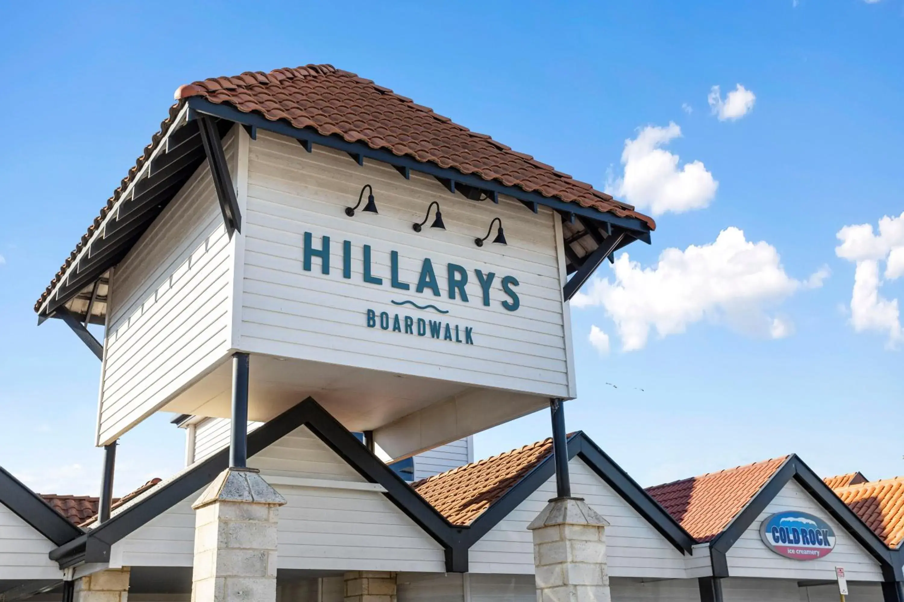 Property Building in Nautica Residences Hillarys