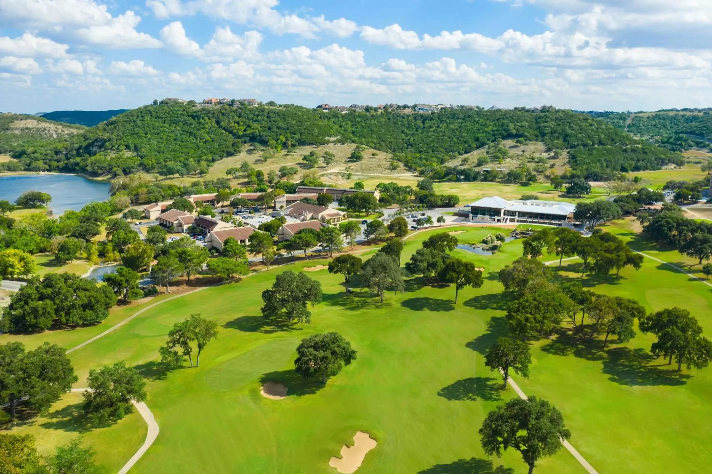 Property building, Bird's-eye View in Tapatio Springs Hill Country Resort