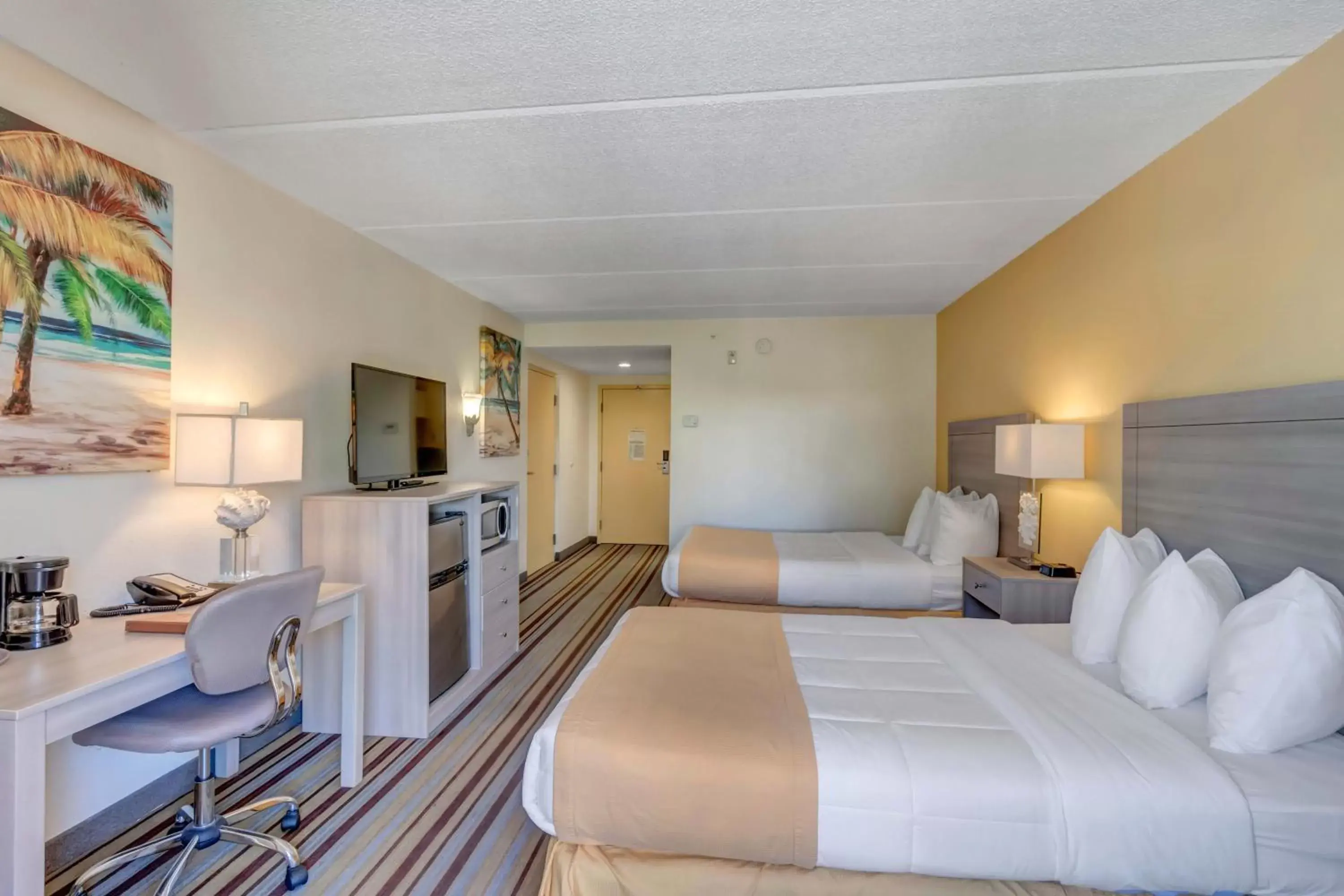 Hutchinson Island Plaza Hotel & Suites