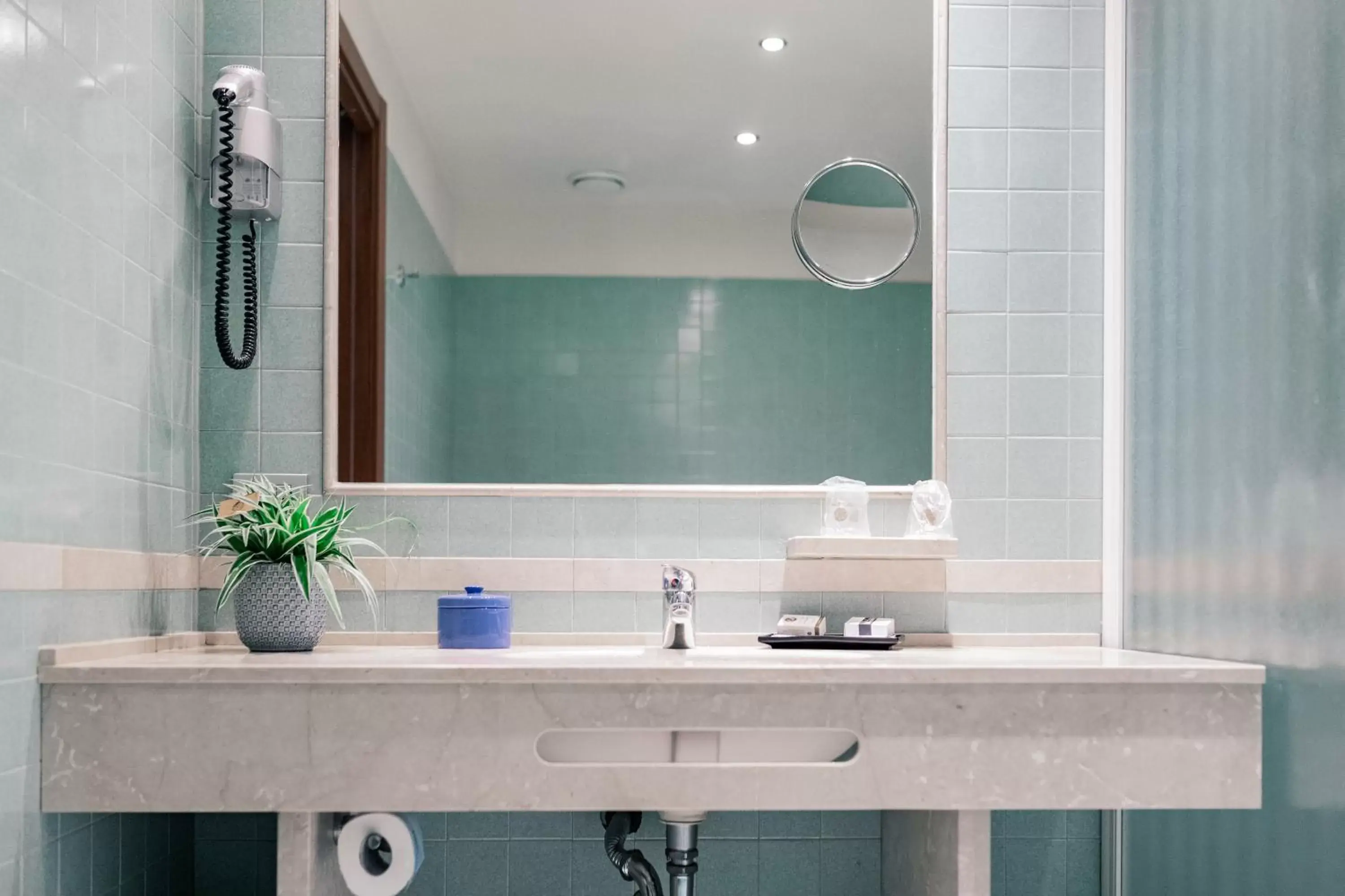 Bathroom in Hotel Crystal