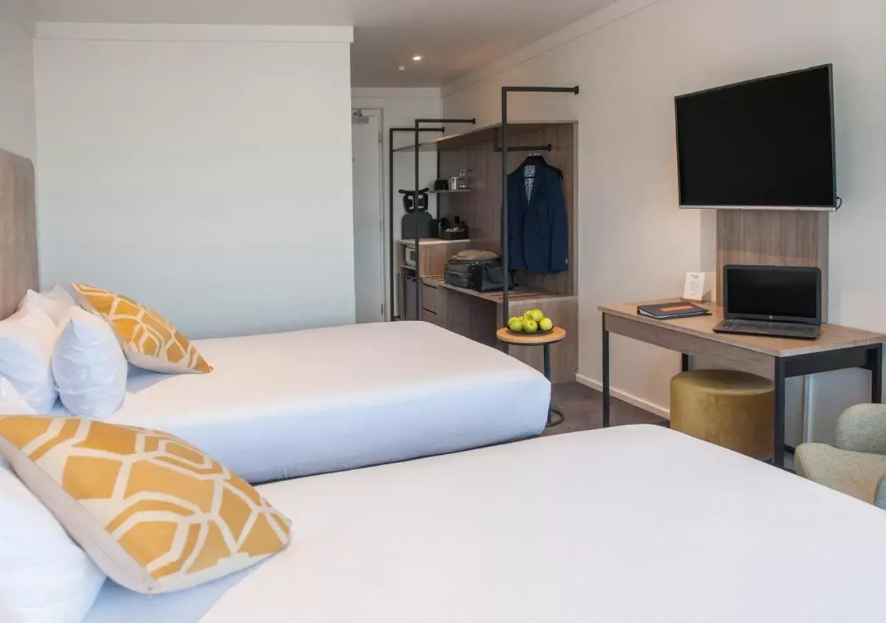 Bed in Sudima Hotel Lake Rotorua