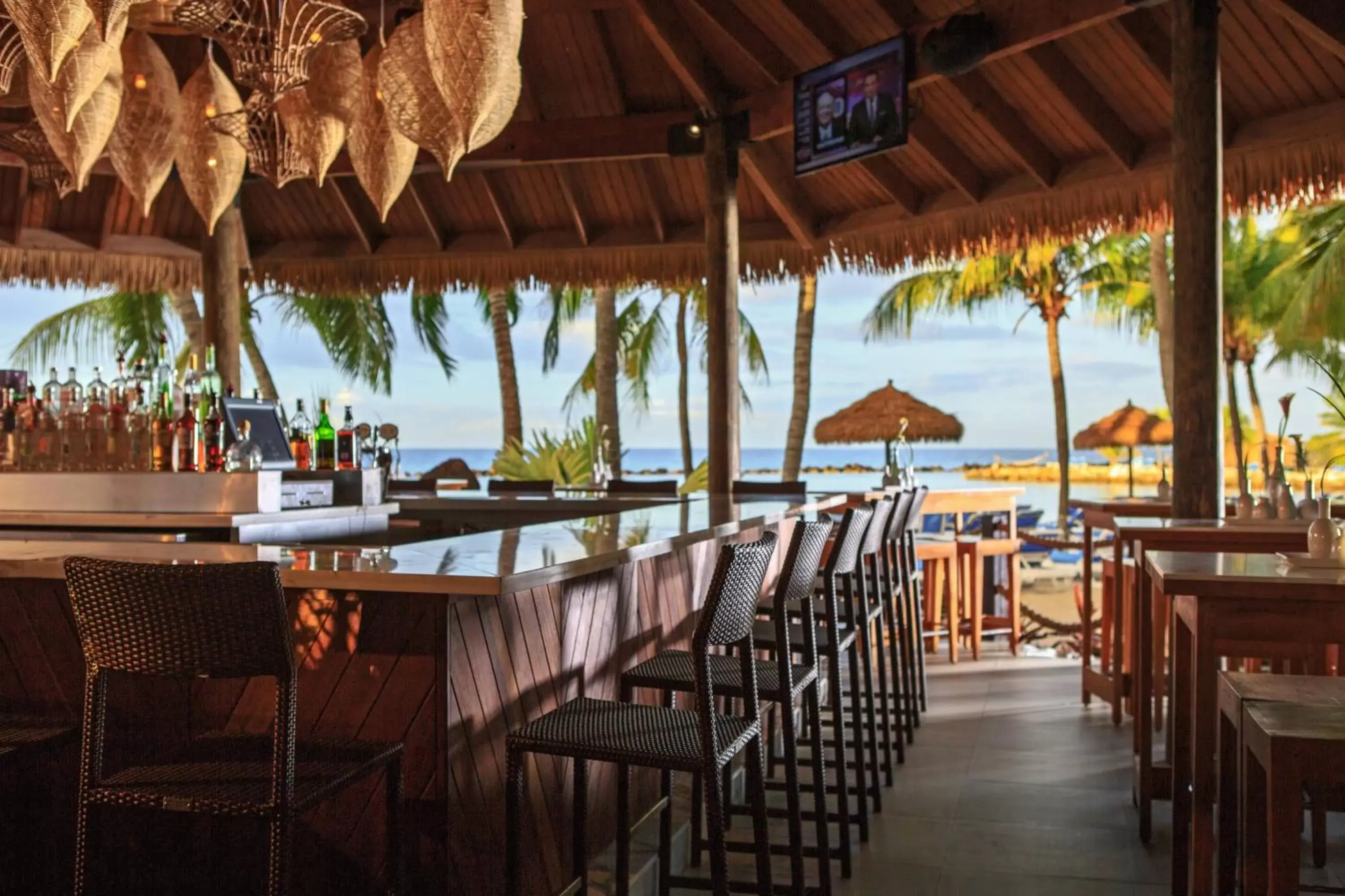 Restaurant/Places to Eat in Renaissance Wind Creek Aruba Resort