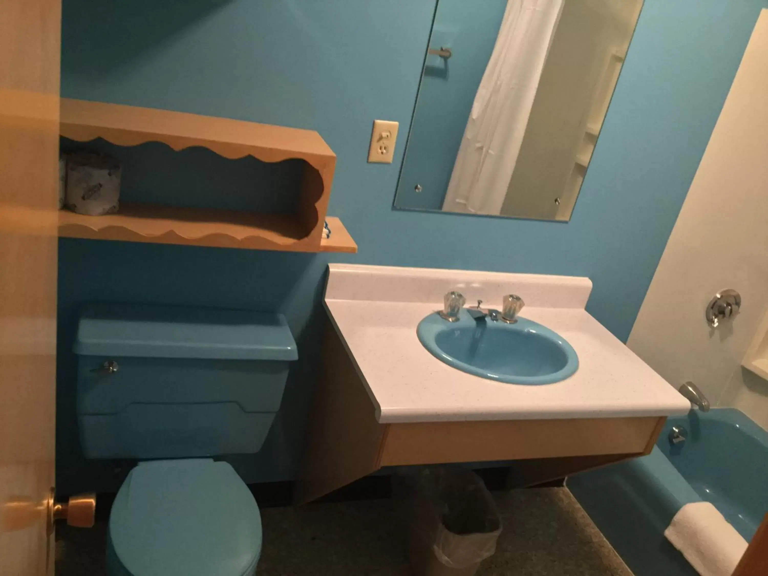 Other, Bathroom in Cedars Motel