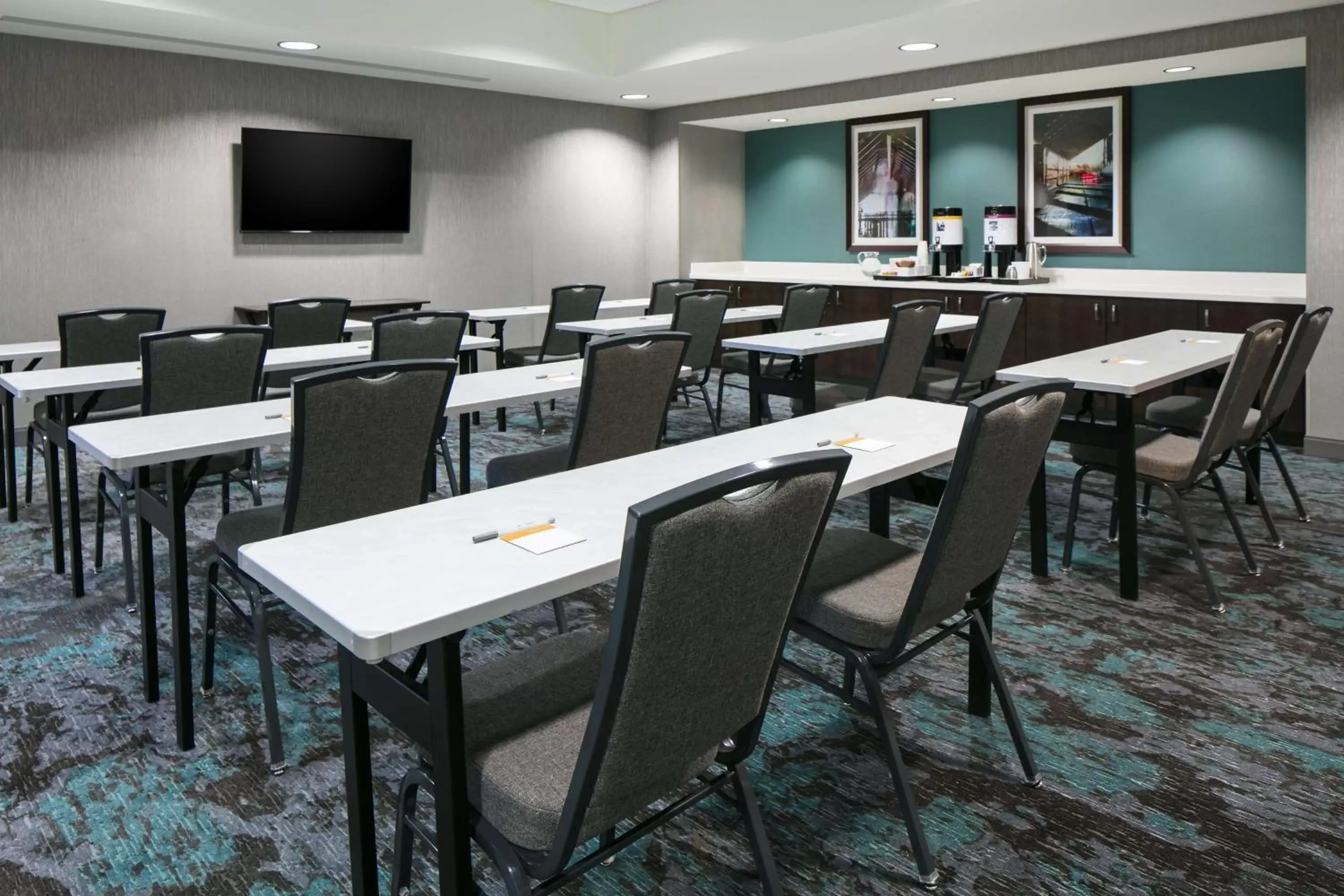 Meeting/conference room in Hampton Inn By Hilton Wichita Northwest