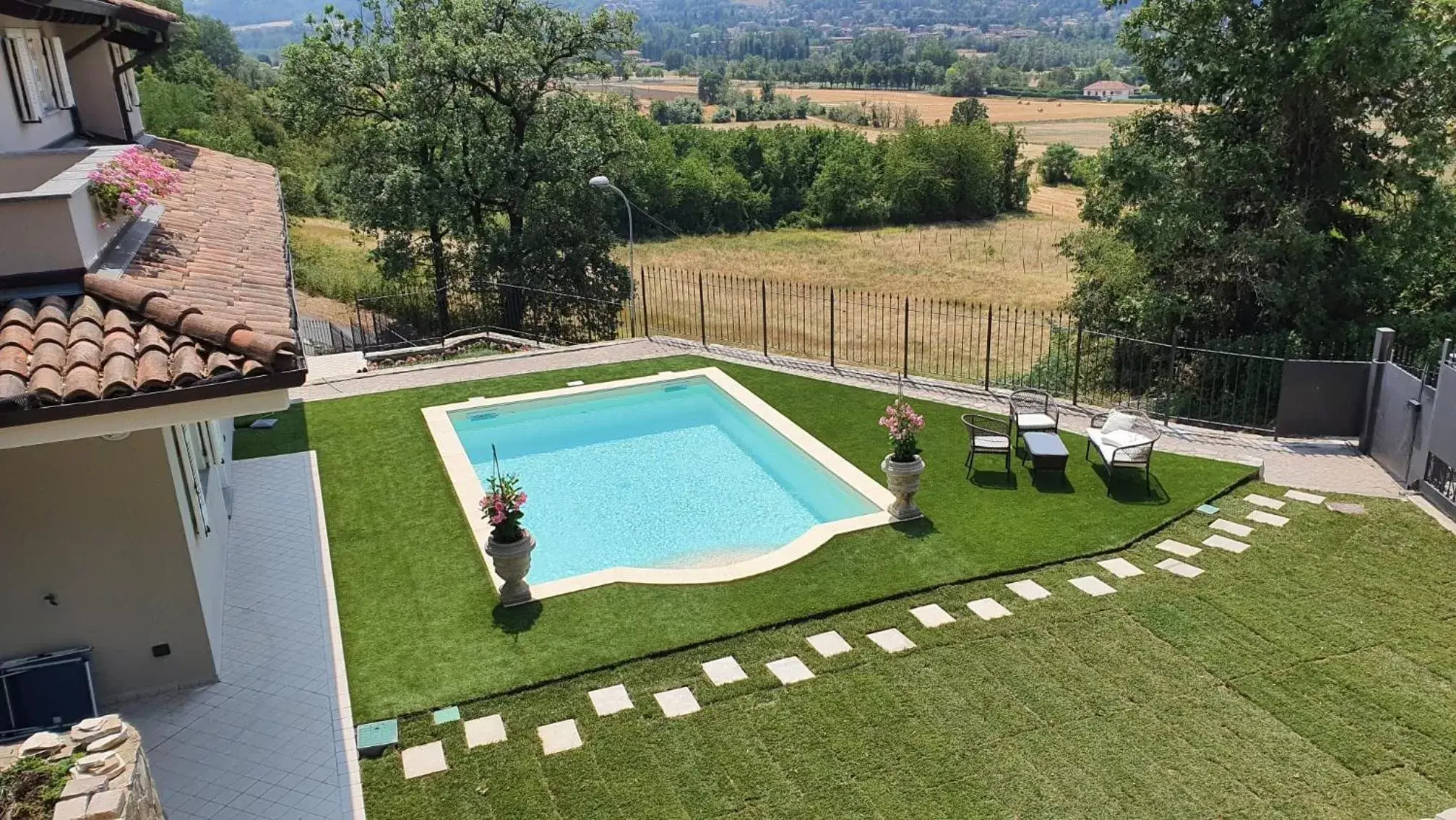 Swimming pool, Pool View in B&B LE TERME