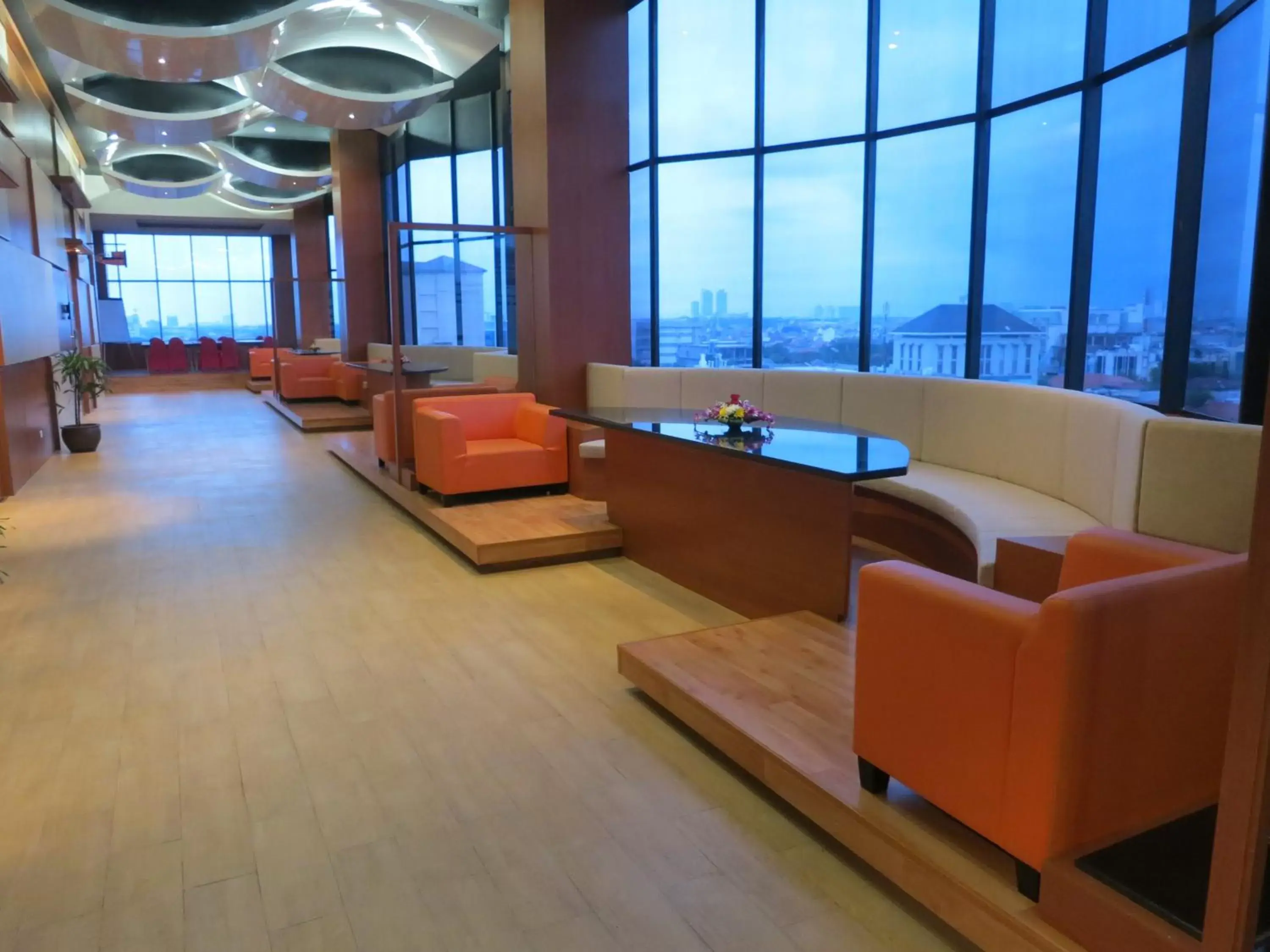 Lobby or reception, Seating Area in favehotel MEX Tunjungan Surabaya