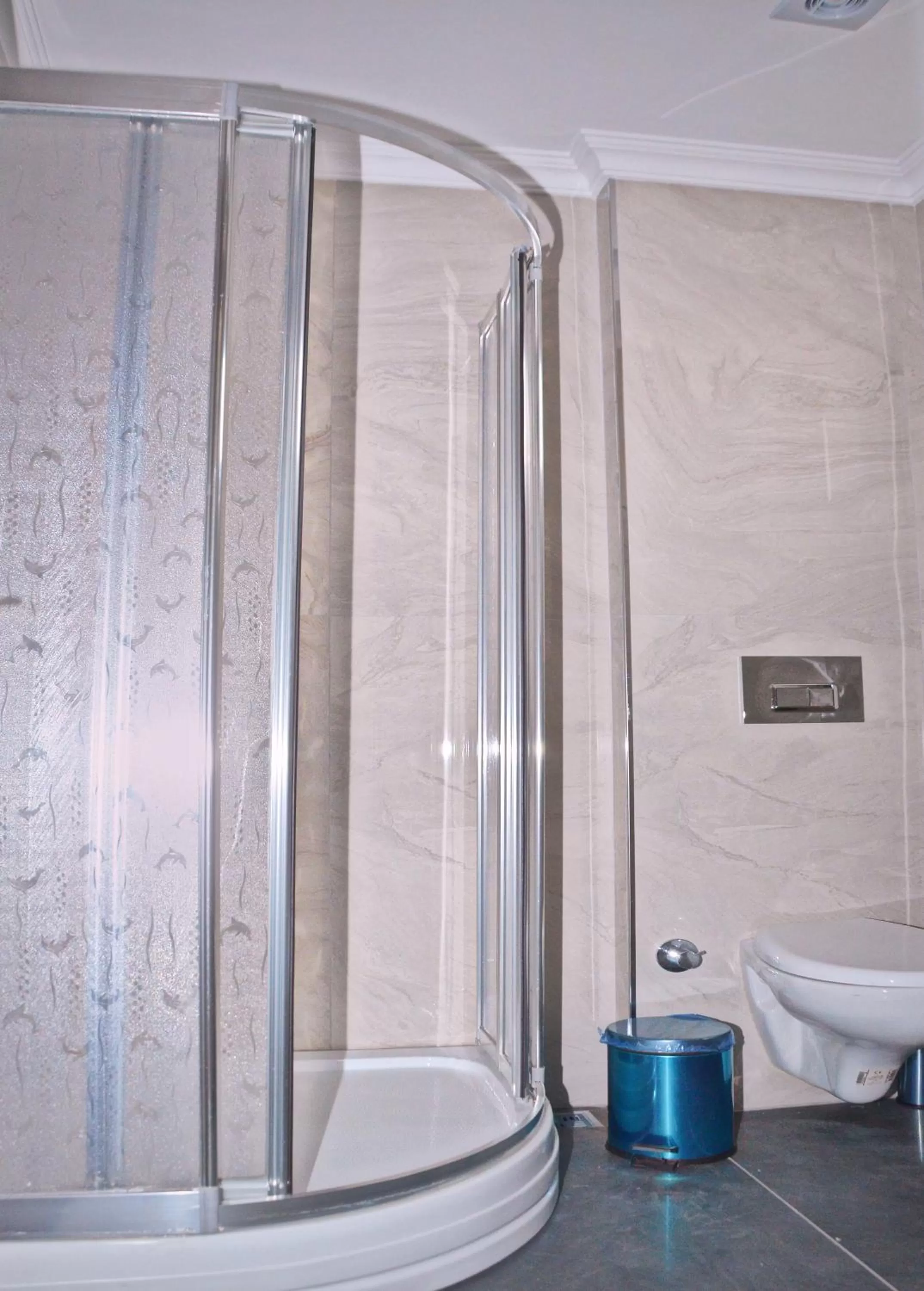 Shower in Hotel La SERA