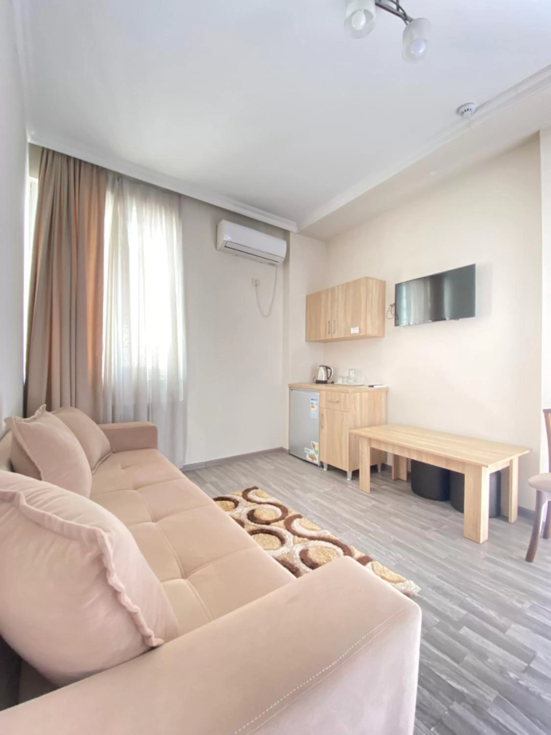 Seating Area in Hotel Garanti