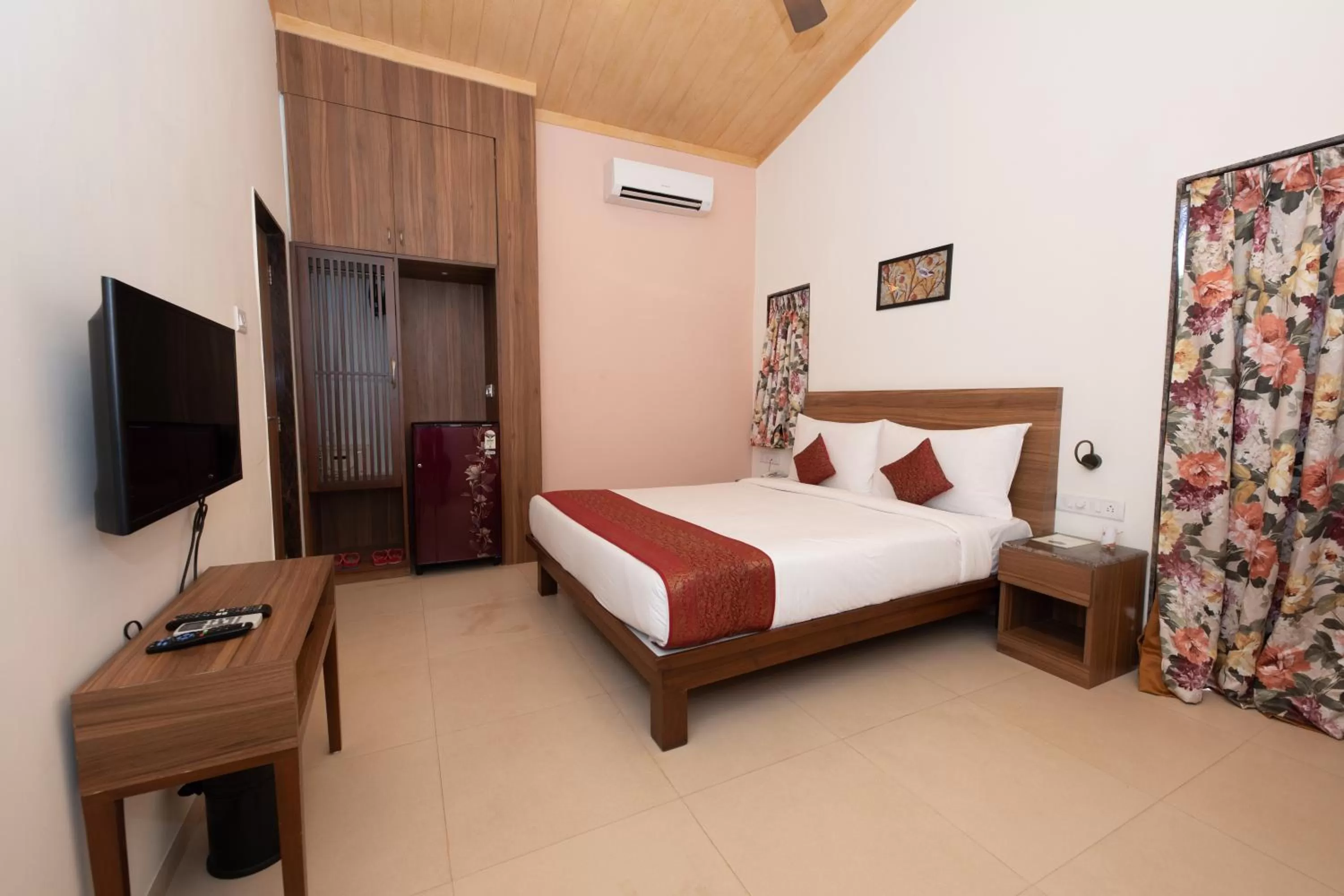 TV and multimedia in Bella Vista Mahabaleshwar