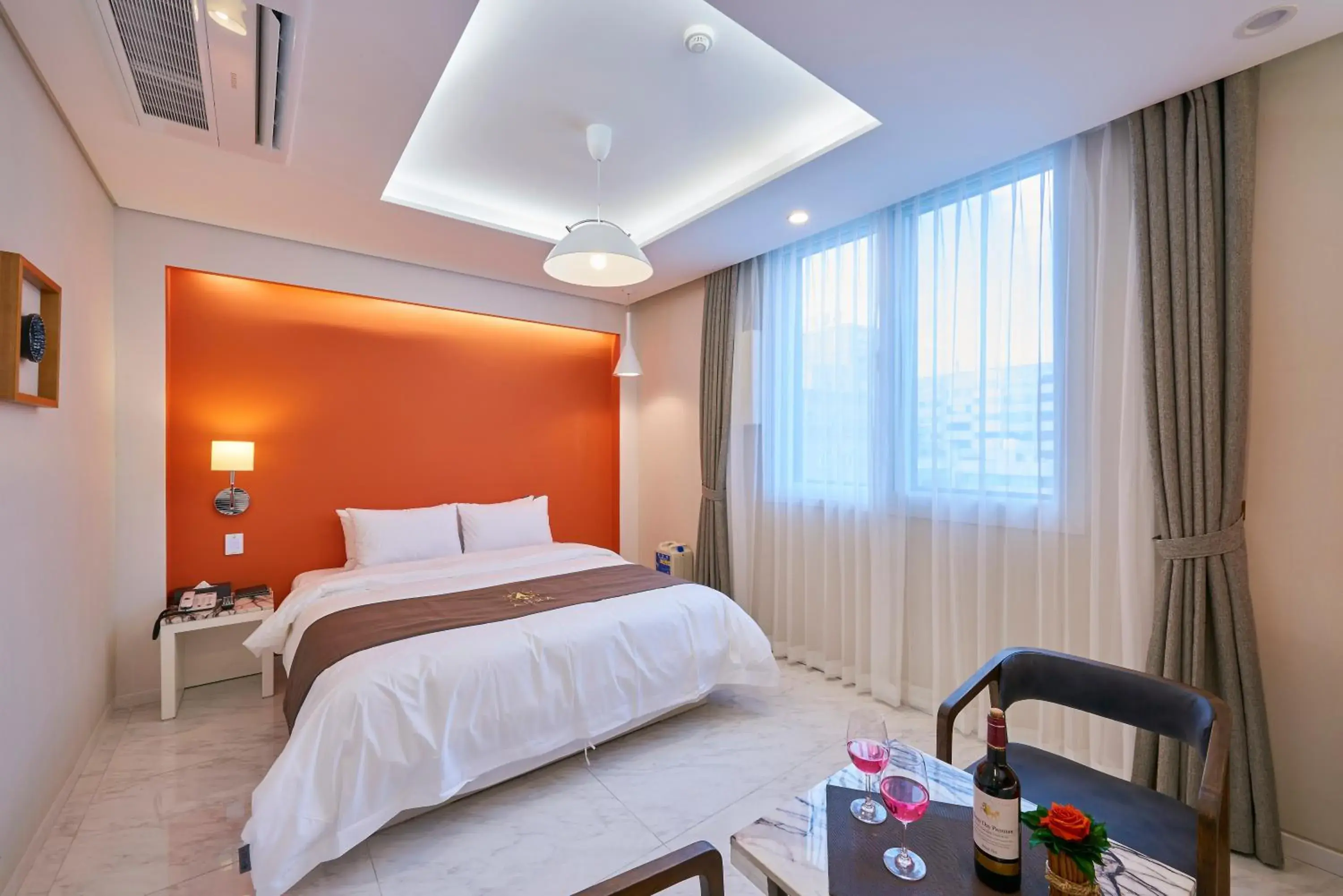 Bed in Gwangju Aura Hotel
