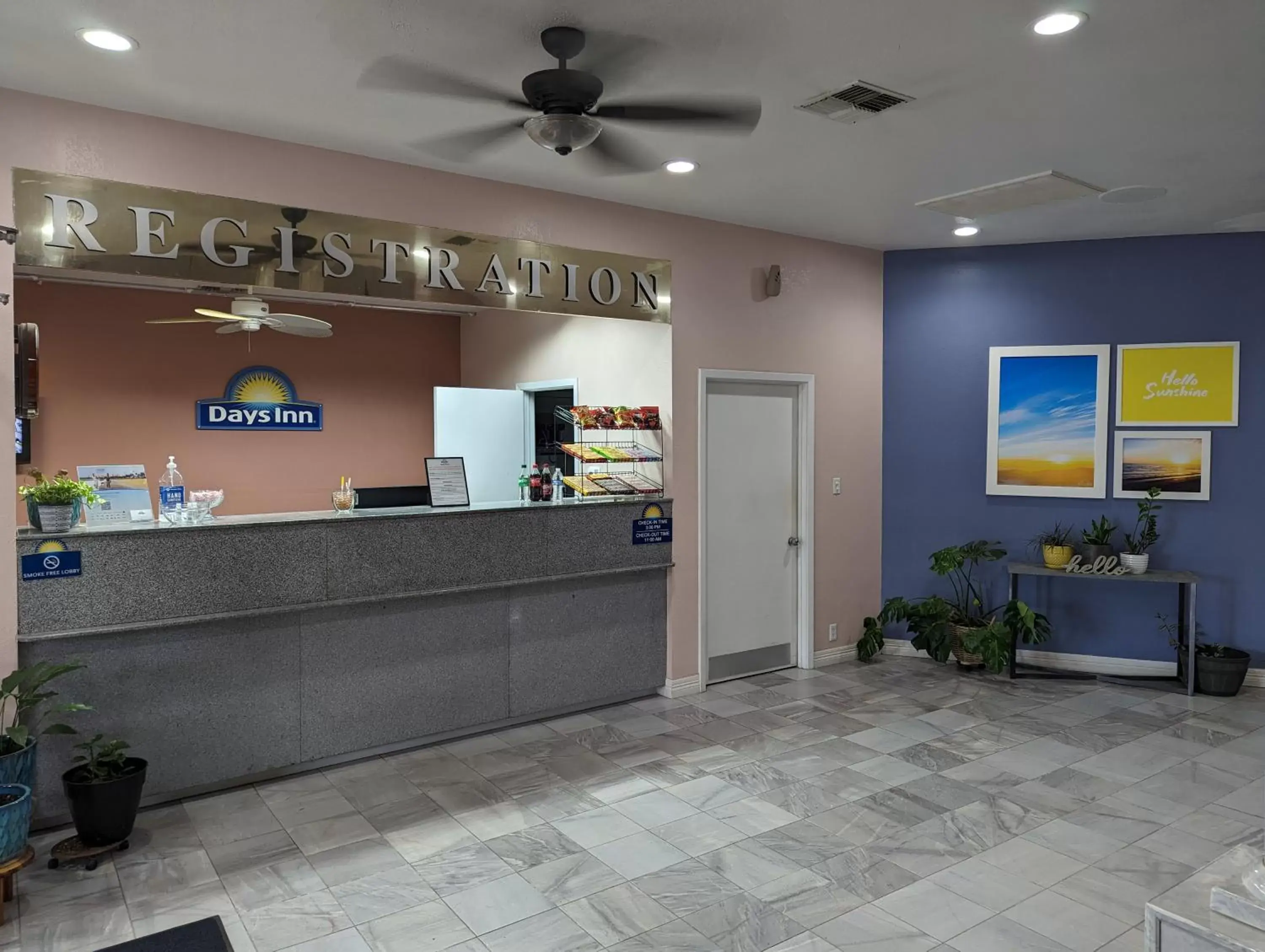 Lobby or reception, Lobby/Reception in Days Inn by Wyndham Portland/Corpus Christi