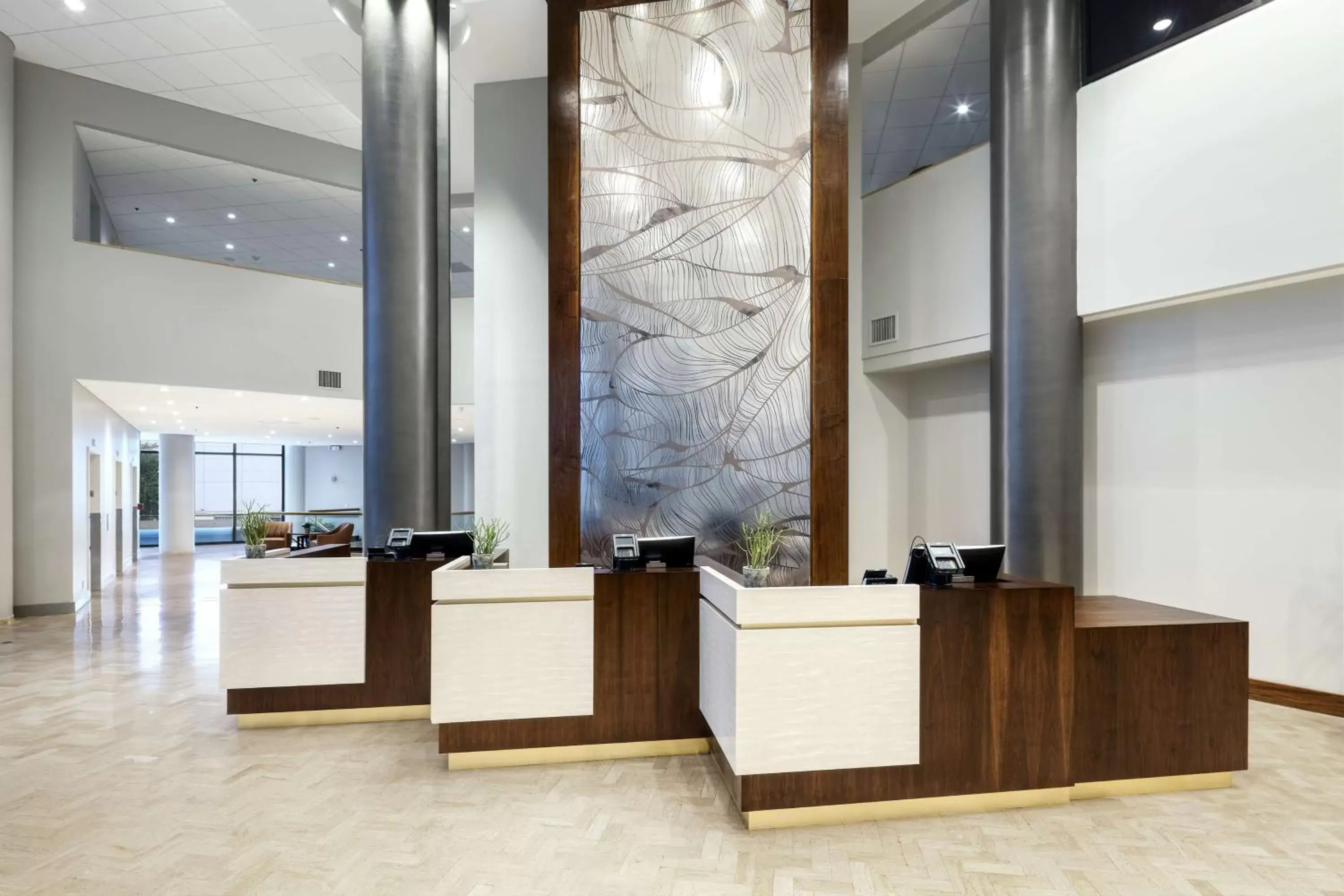 Lobby or reception, Lobby/Reception in DoubleTree by Hilton Dallas Near the Galleria