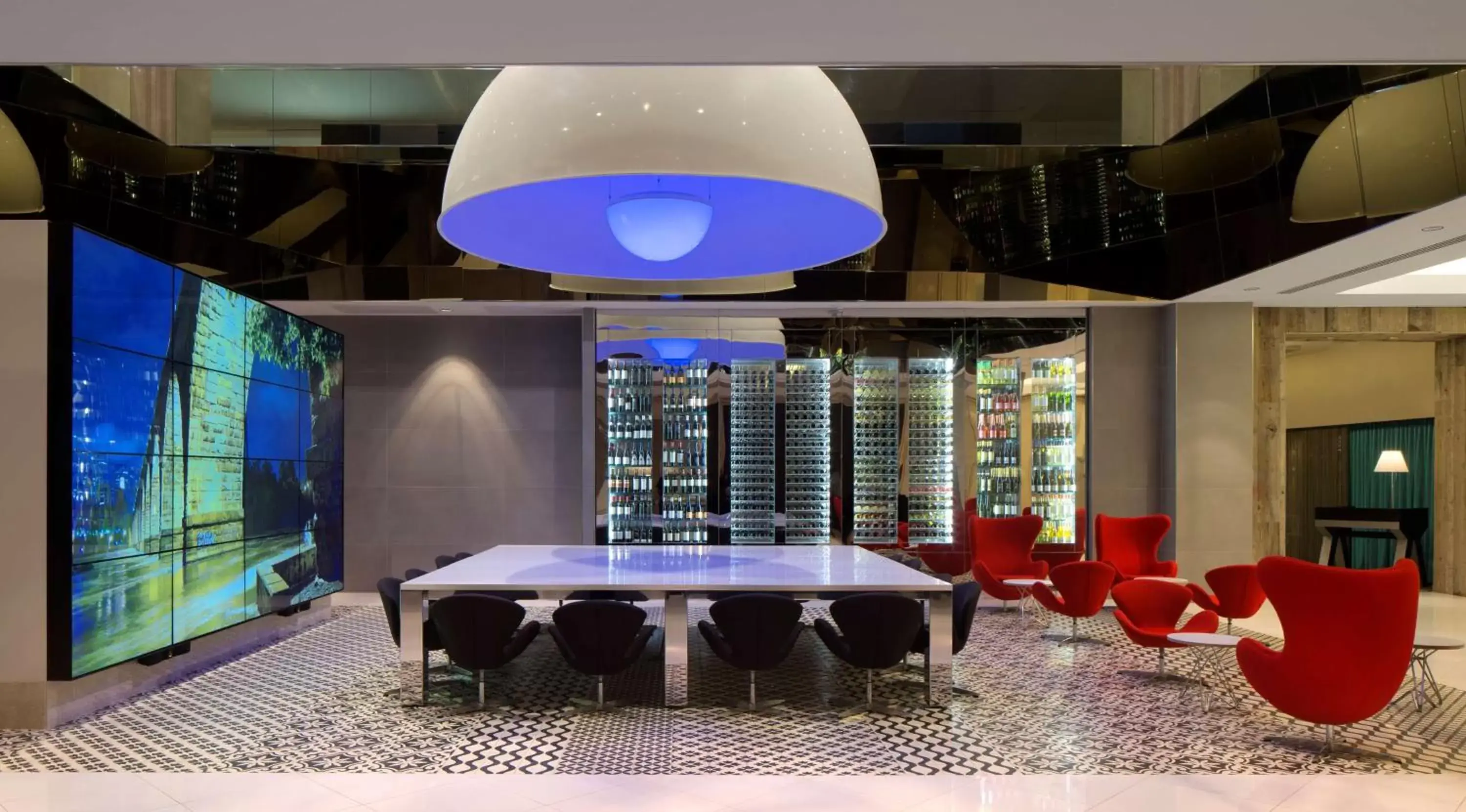 Lobby or reception, Lounge/Bar in The Royal Sonesta Minneapolis Downtown