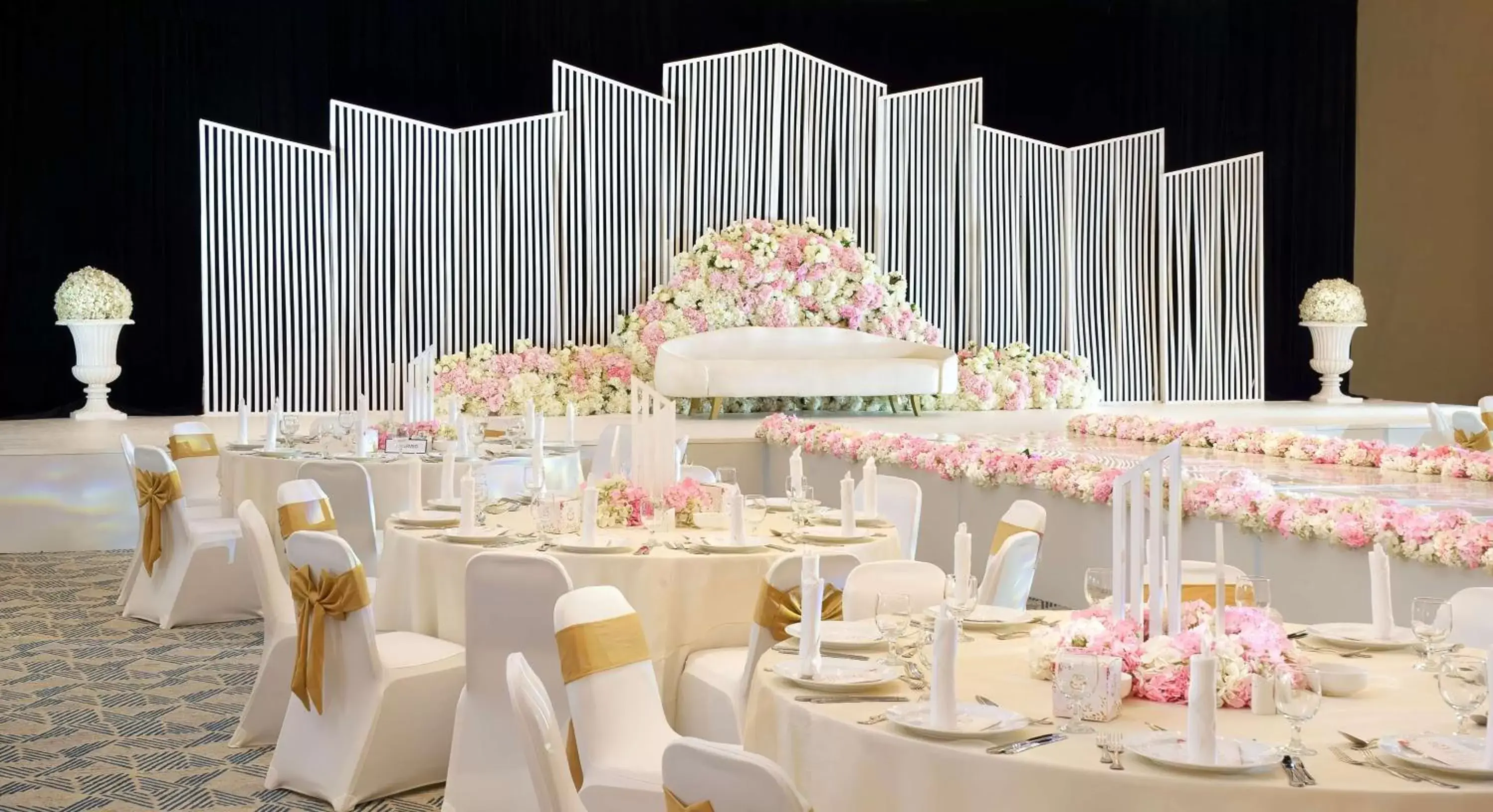 Banquet/Function facilities, Banquet Facilities in Radisson Blu Hotel & Resort, Abu Dhabi Corniche