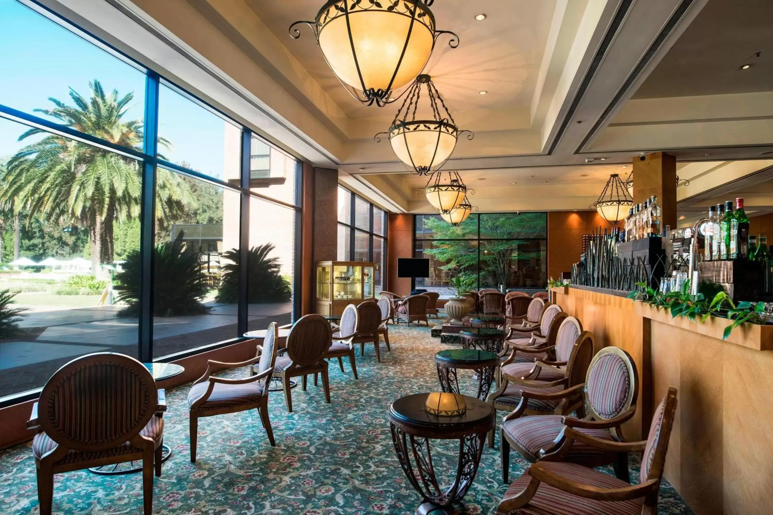 Lobby or reception, Restaurant/Places to Eat in Sheraton Pilar Hotel & Convention Center