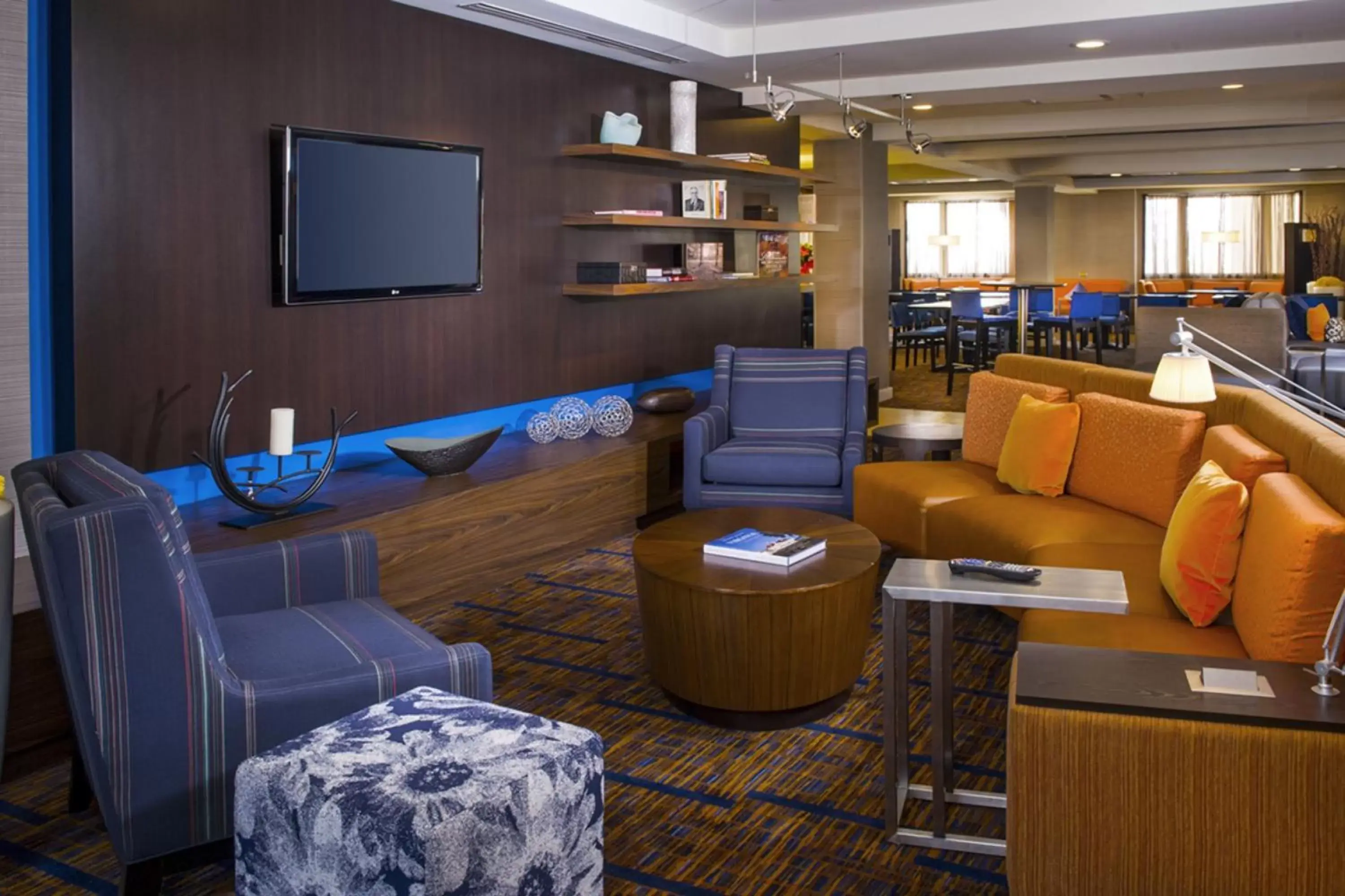 Lobby or reception, Seating Area in Courtyard by Marriott Richmond Northwest