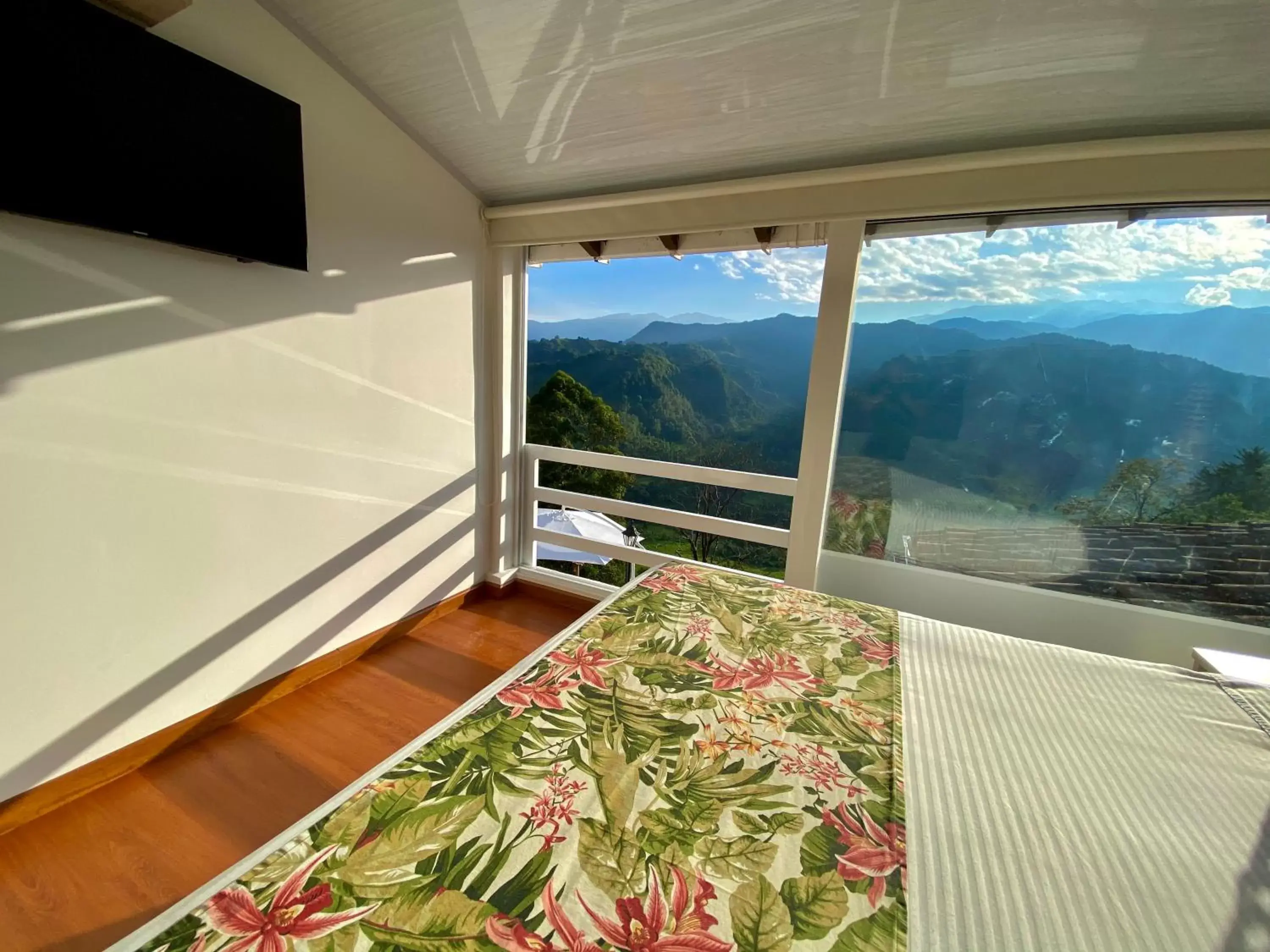 Bedroom, Mountain View in Hotel El Mirador del Cocora