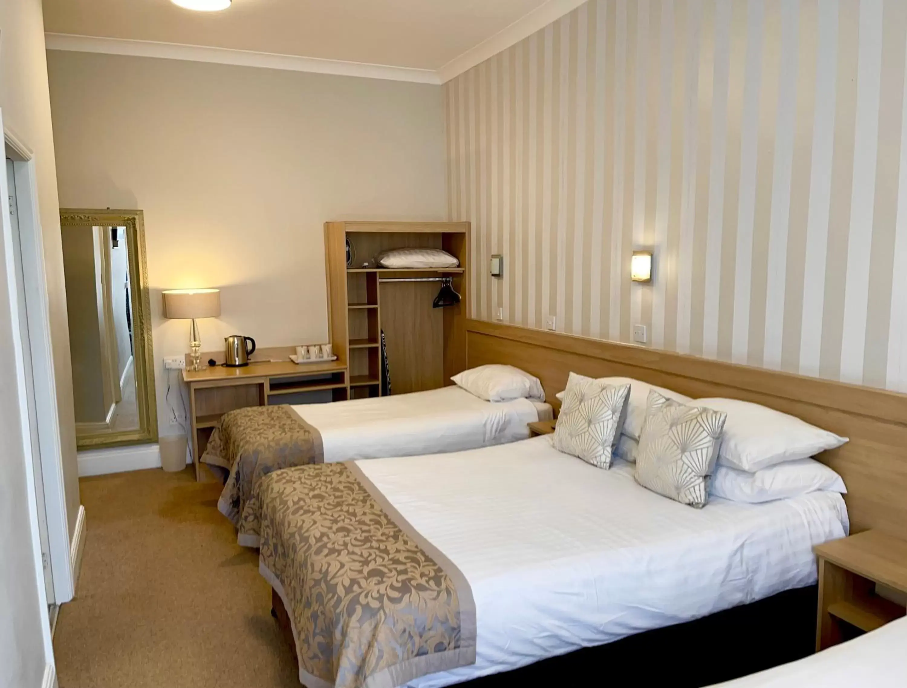 Photo of the whole room, Bed in The Westlynne Hotel & Apartments