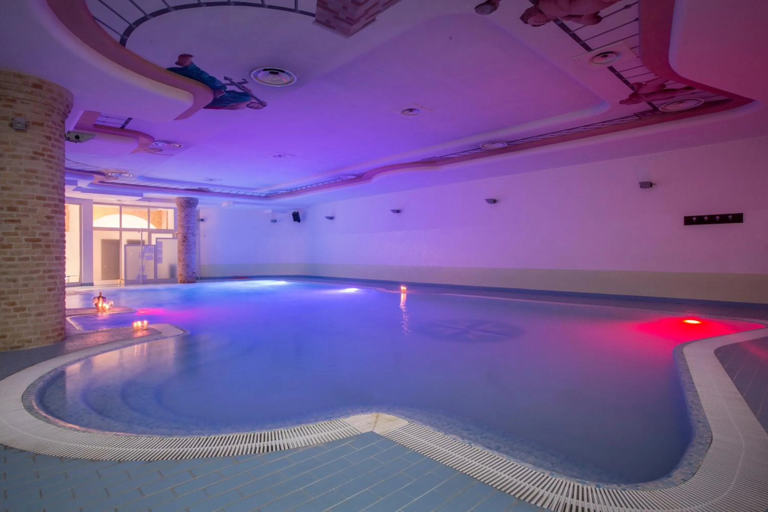 Swimming pool in Hotel Casale