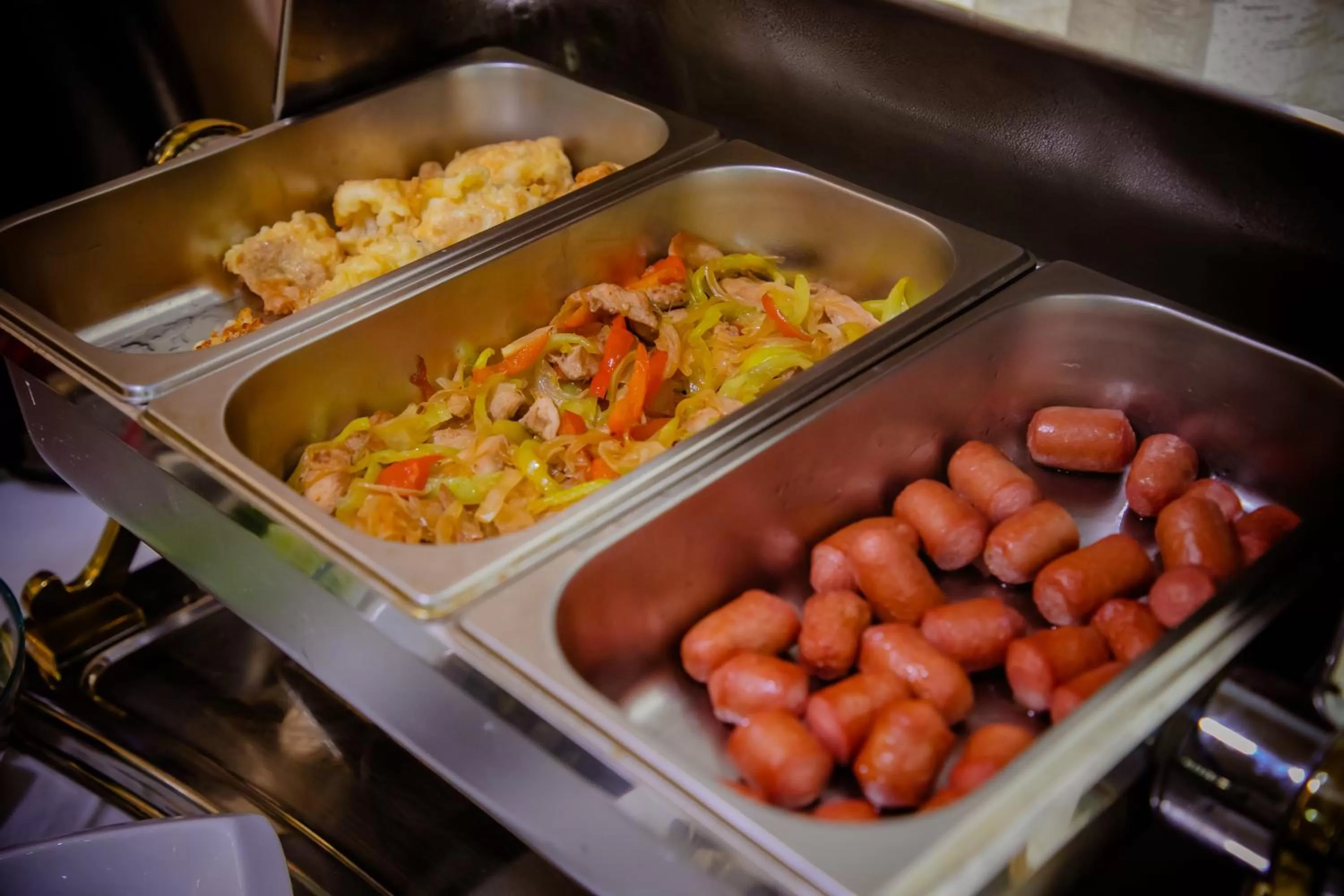 Food in Gloria Hotel