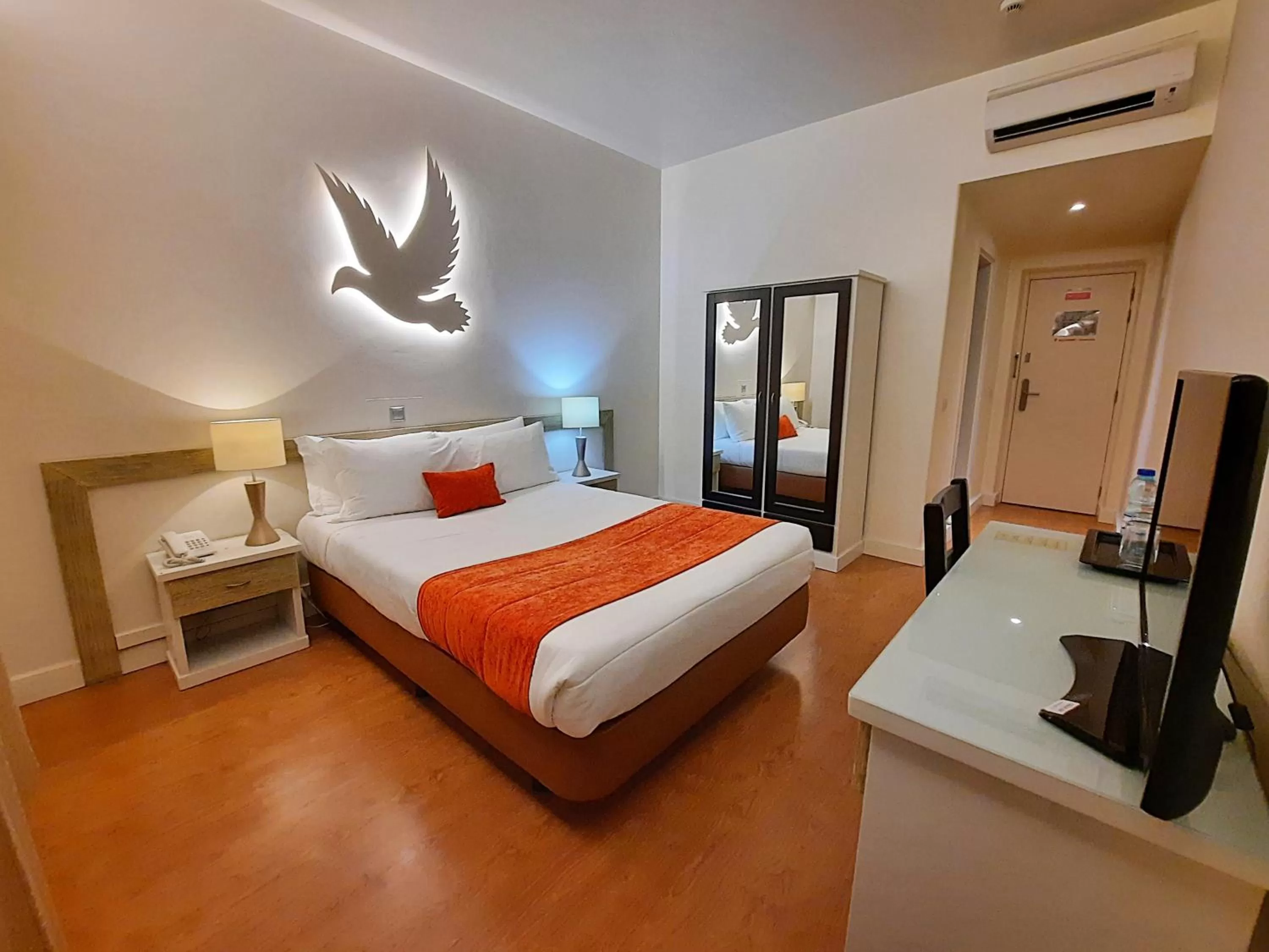 Bed in Hotel Aleluia