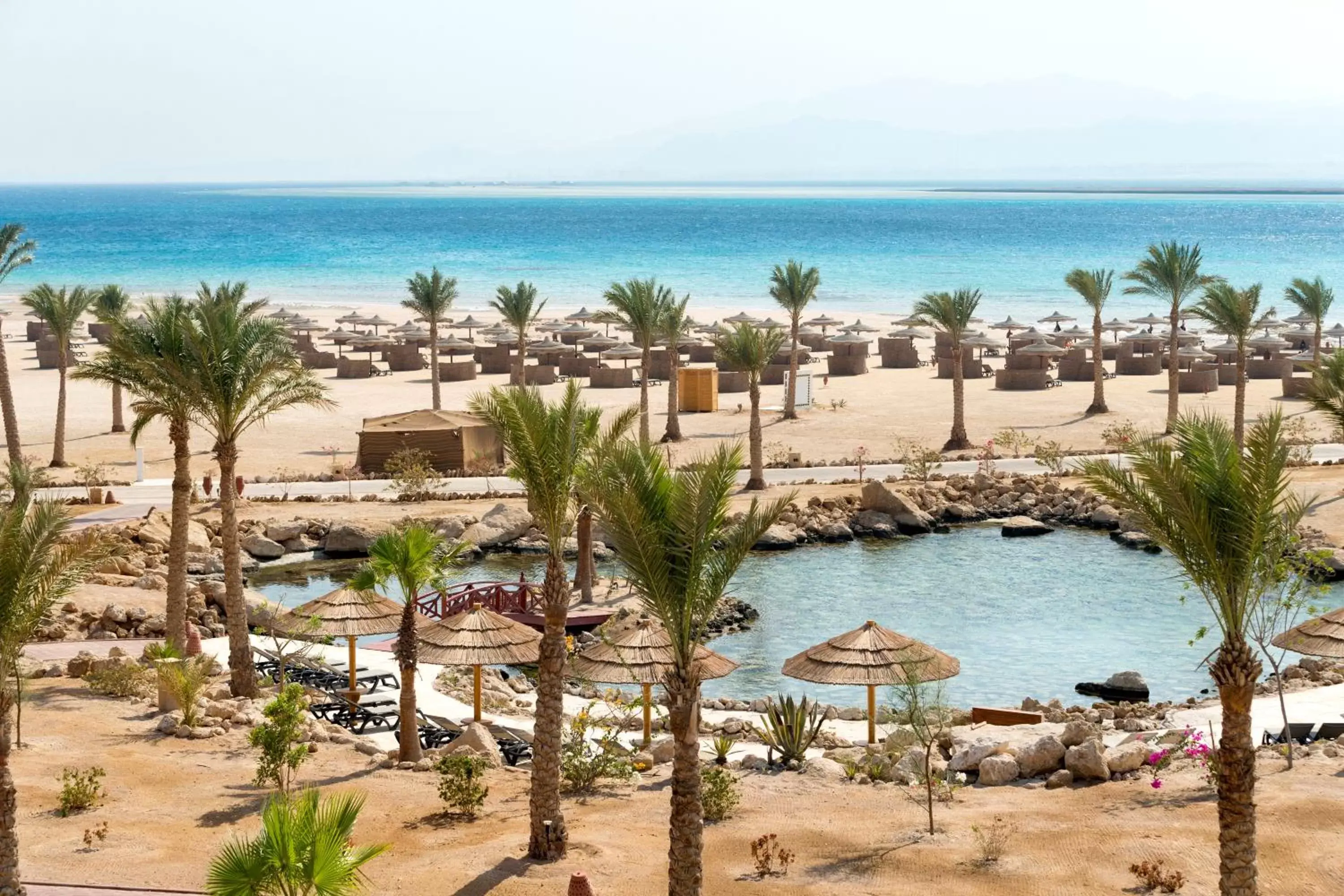 Bird's eye view, Pool View in Robinson Soma Bay