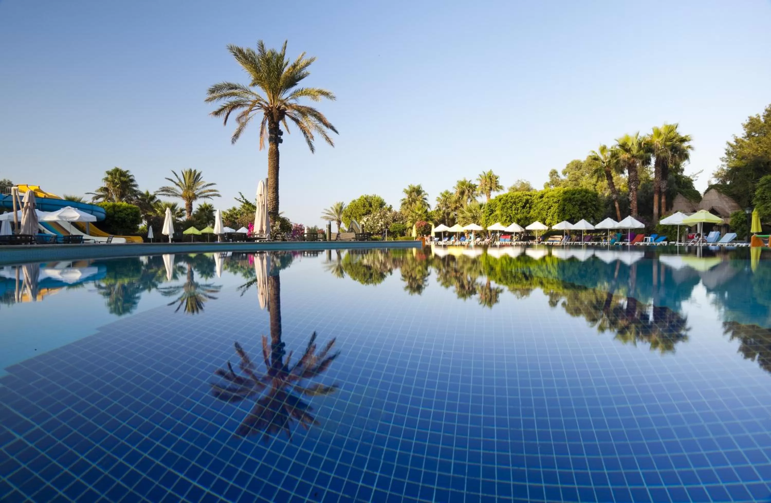 Bed in Hotel Terrace Beach Resort All Inclusive