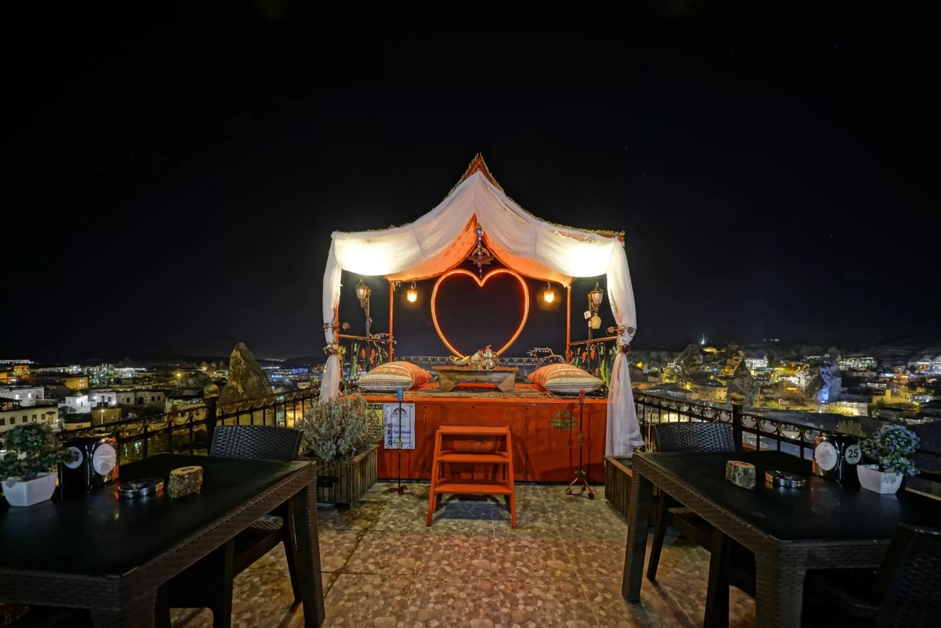 Balcony/Terrace in Maccan Cave Hotel