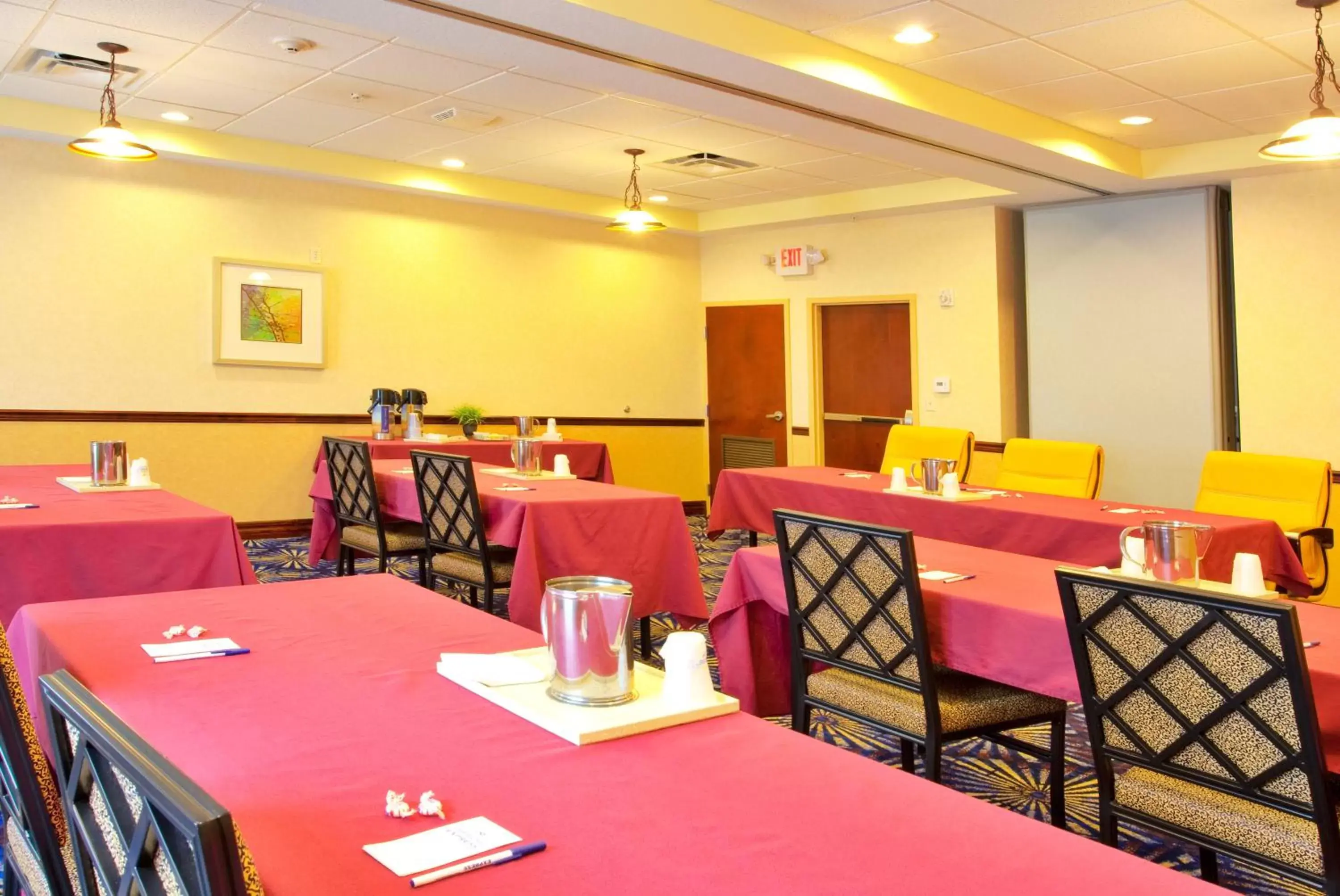 Meeting/conference room in Holiday Inn Express Hotel & Suites Brooksville-I-75, an IHG Hotel