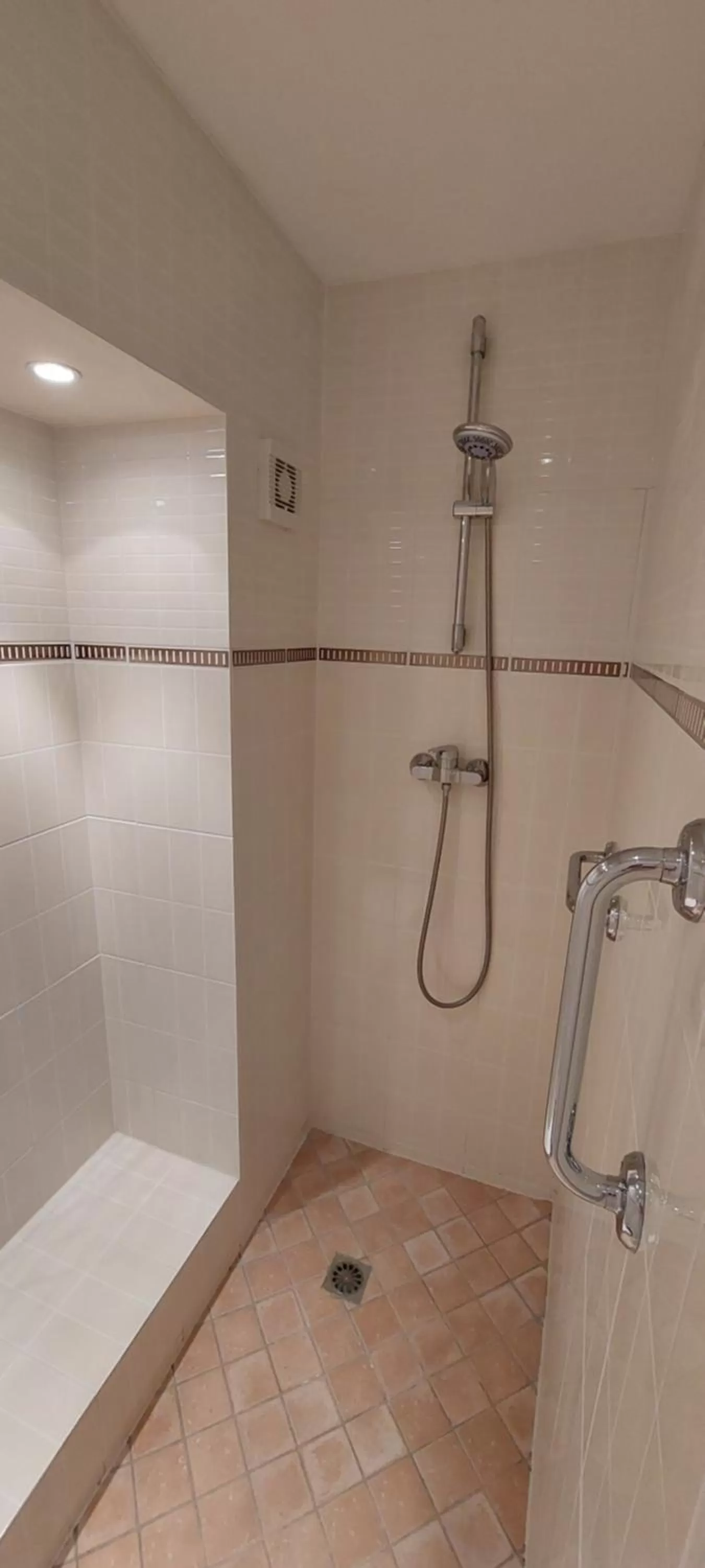 Bathroom in Manoir de Turqueville les Quatre Etoiles