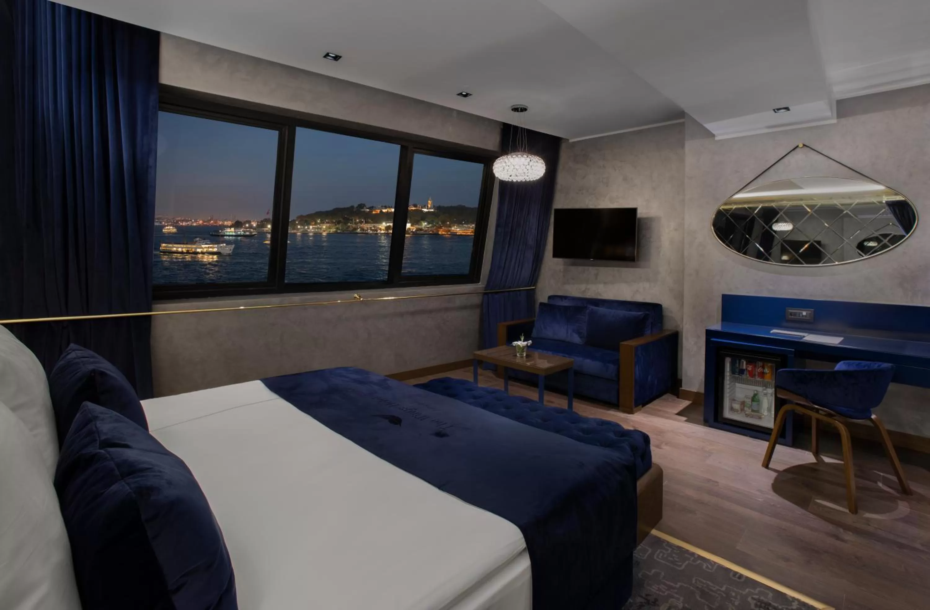 Bed in The Wings Hotel Istanbul