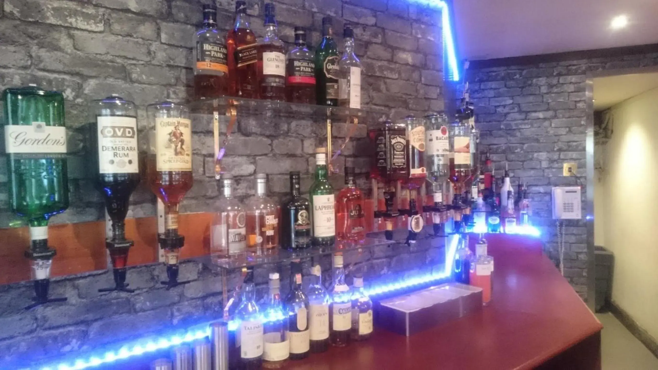 Lounge or bar in The Royal Hotel Lounge or bar in The Royal Hotel